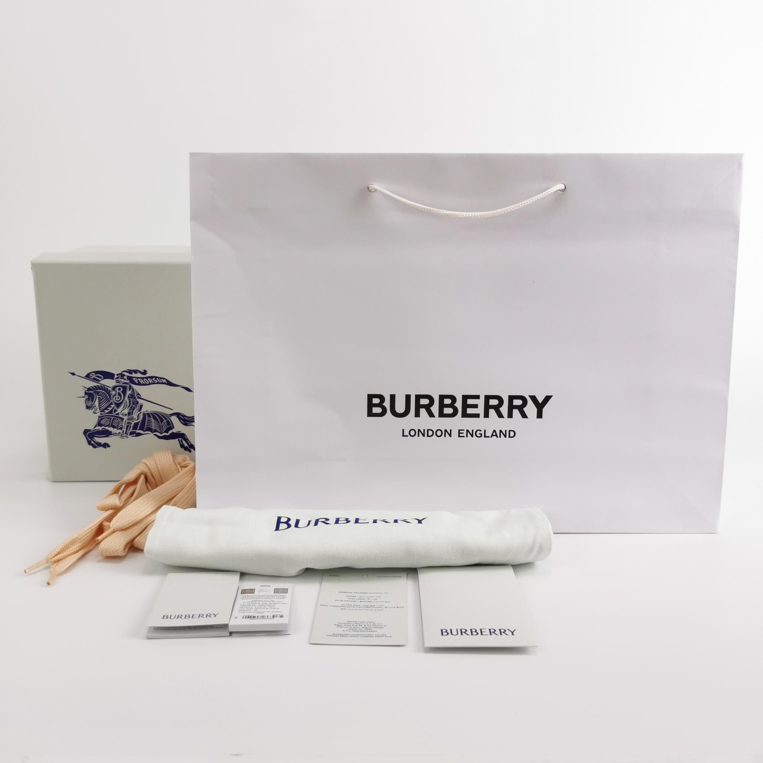 Burberry Burberry Women 5 Lowtop Sneakers Size US 5 / IT 35 - 6 Thumbnail
