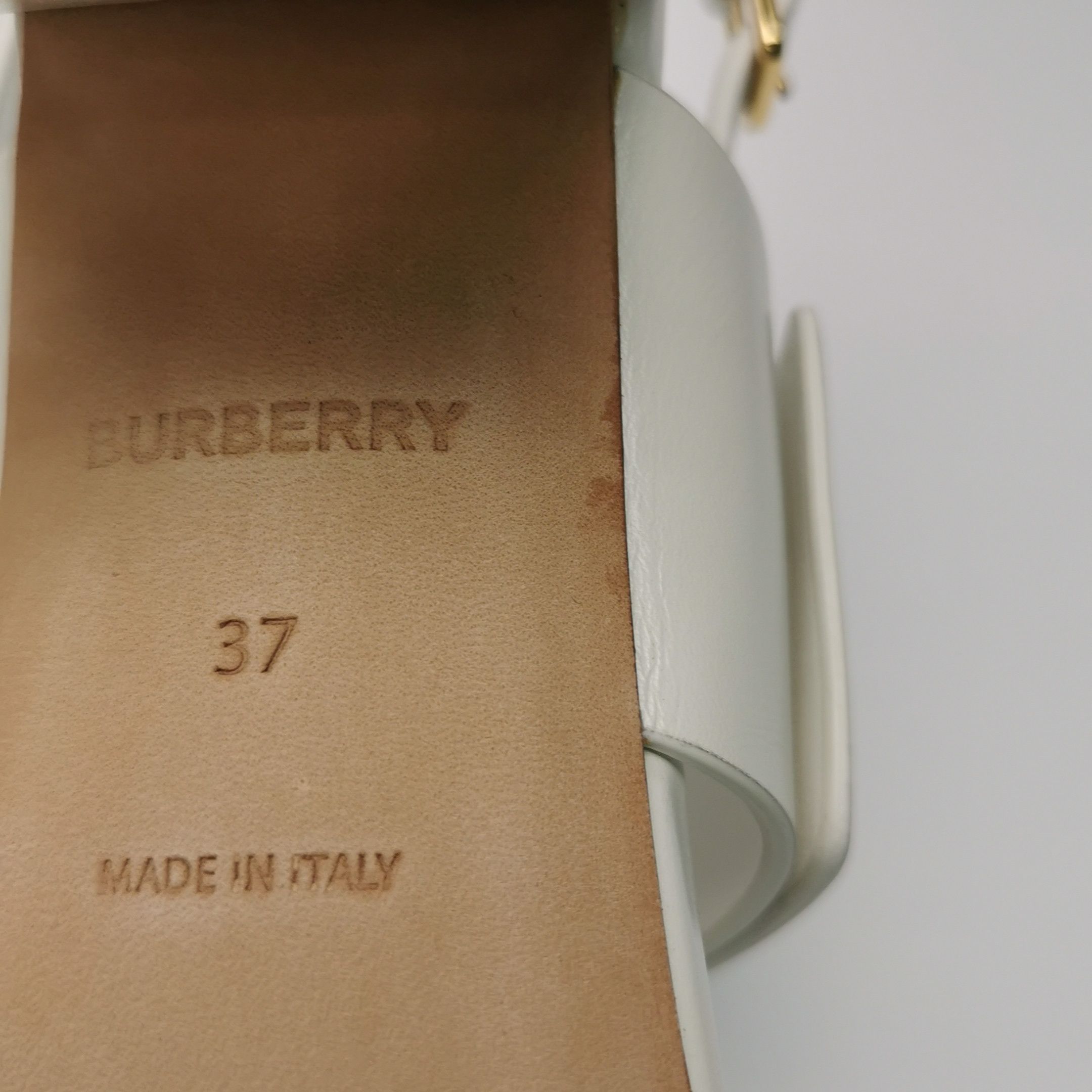 Burberry Burberry Women 7 Sandals Size US 7 / IT 37 - 9 Thumbnail