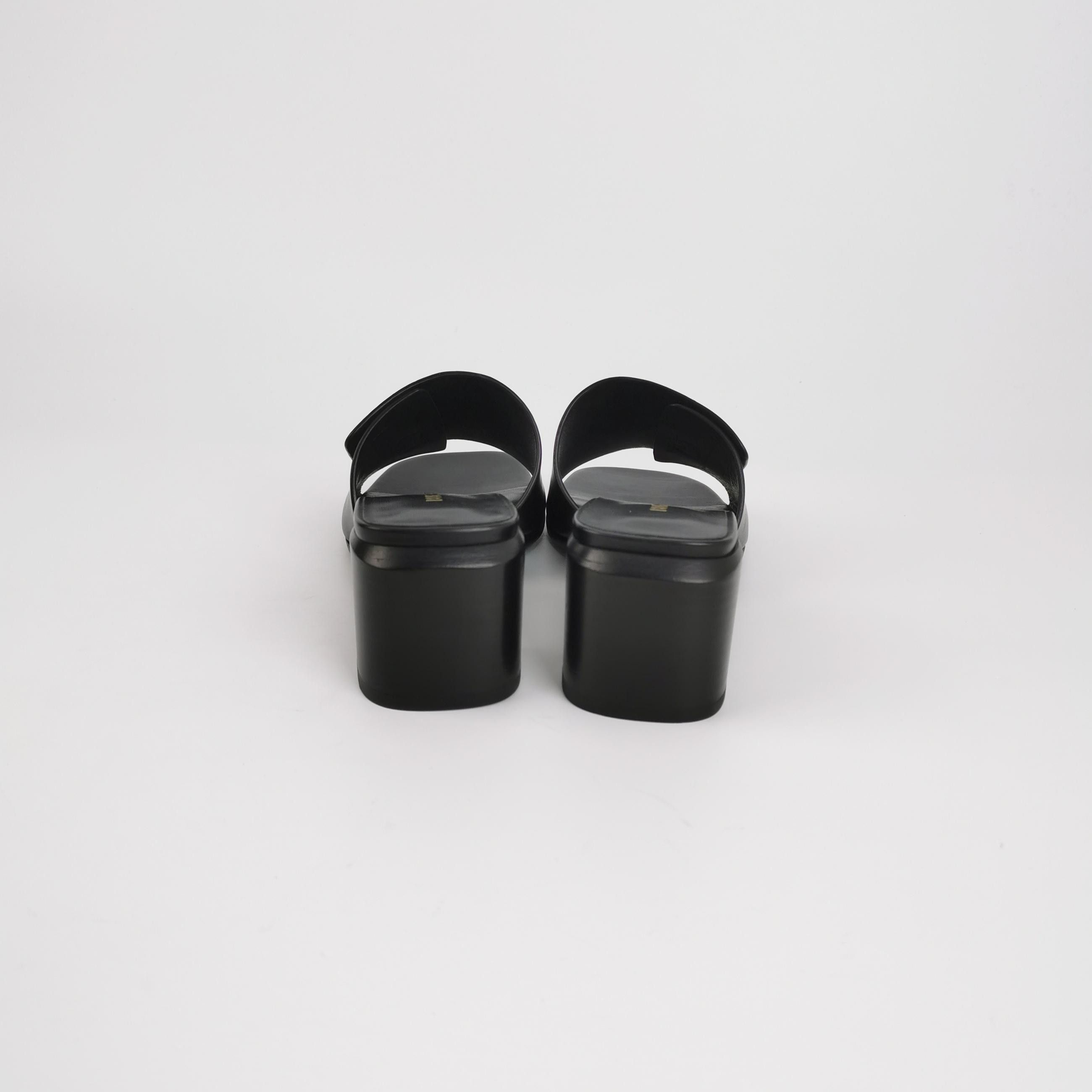 Burberry Burberry Women 5 Sandals Size US 5 / IT 35 - 4 Thumbnail