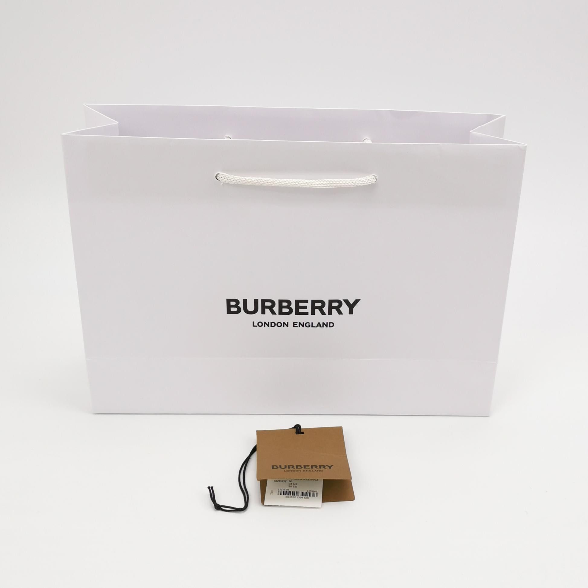 Burberry Burberry Women 26 Shorts Size 26" / US 2 / IT 38 - 4 Thumbnail