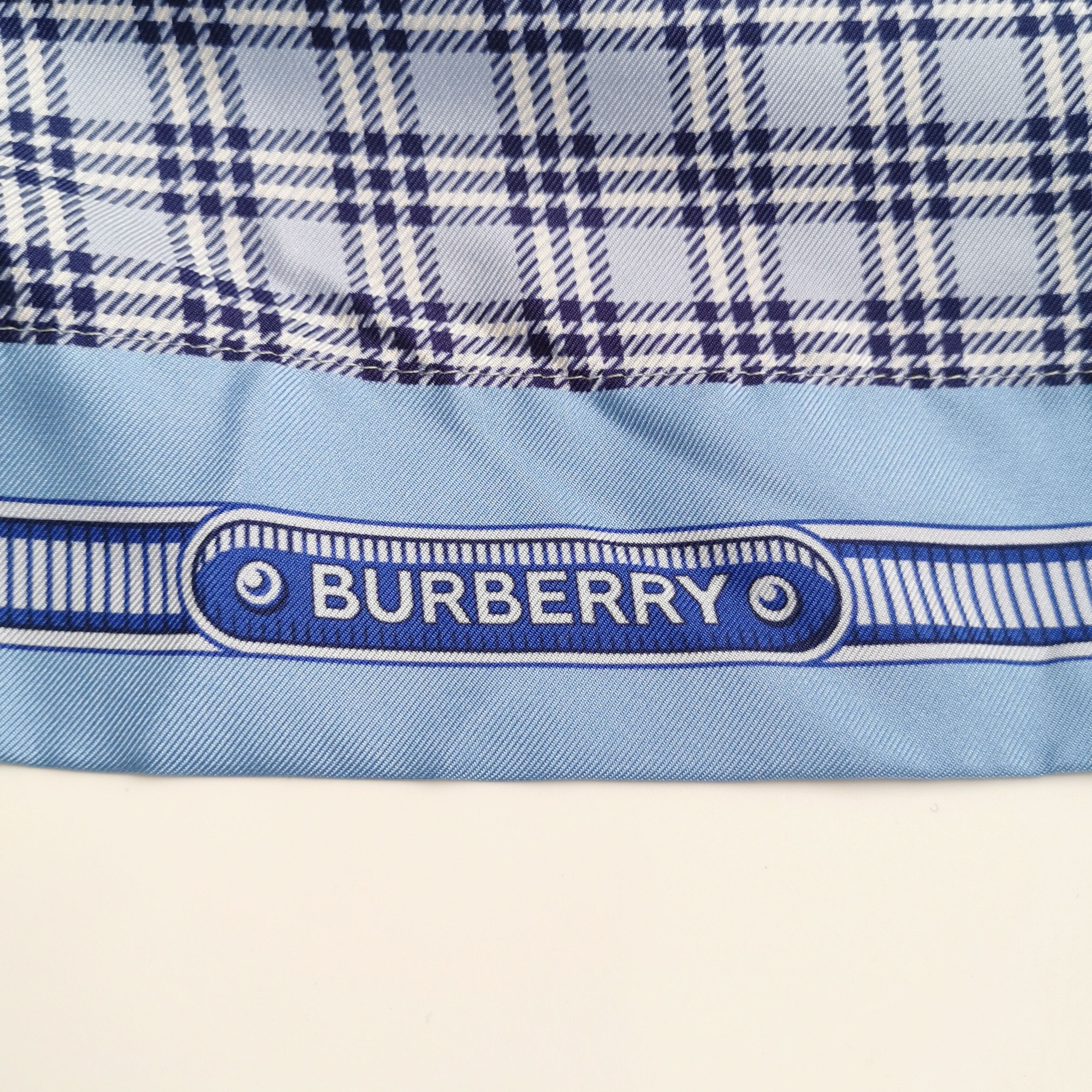 Burberry Burberry Women 26 Shorts Size 26" / US 2 / IT 38 - 3 Thumbnail