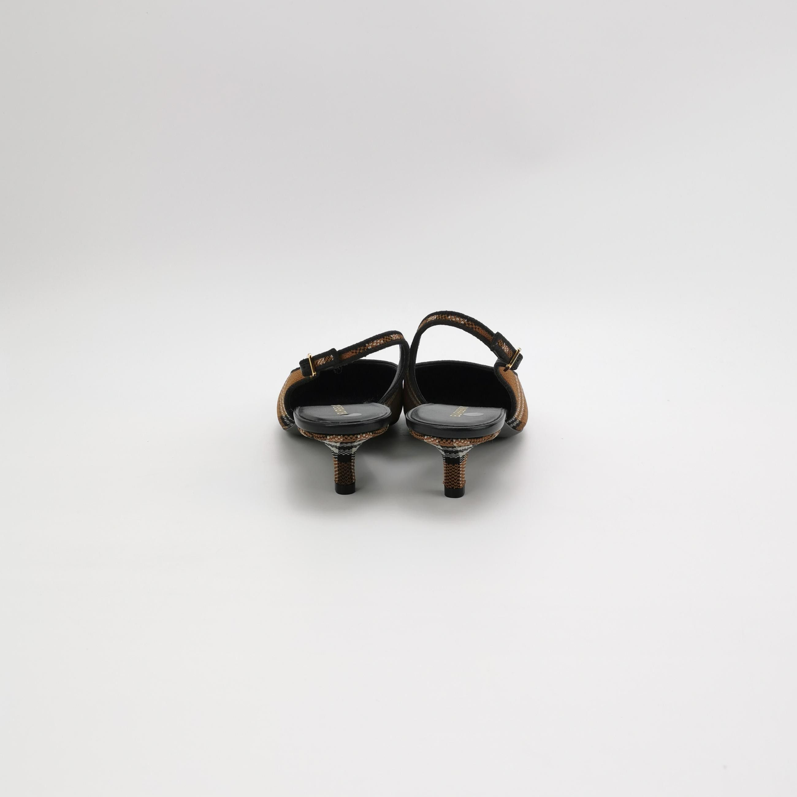 Burberry Burberry Women 9 Flats Size US 9 / IT 39 - 4 Thumbnail
