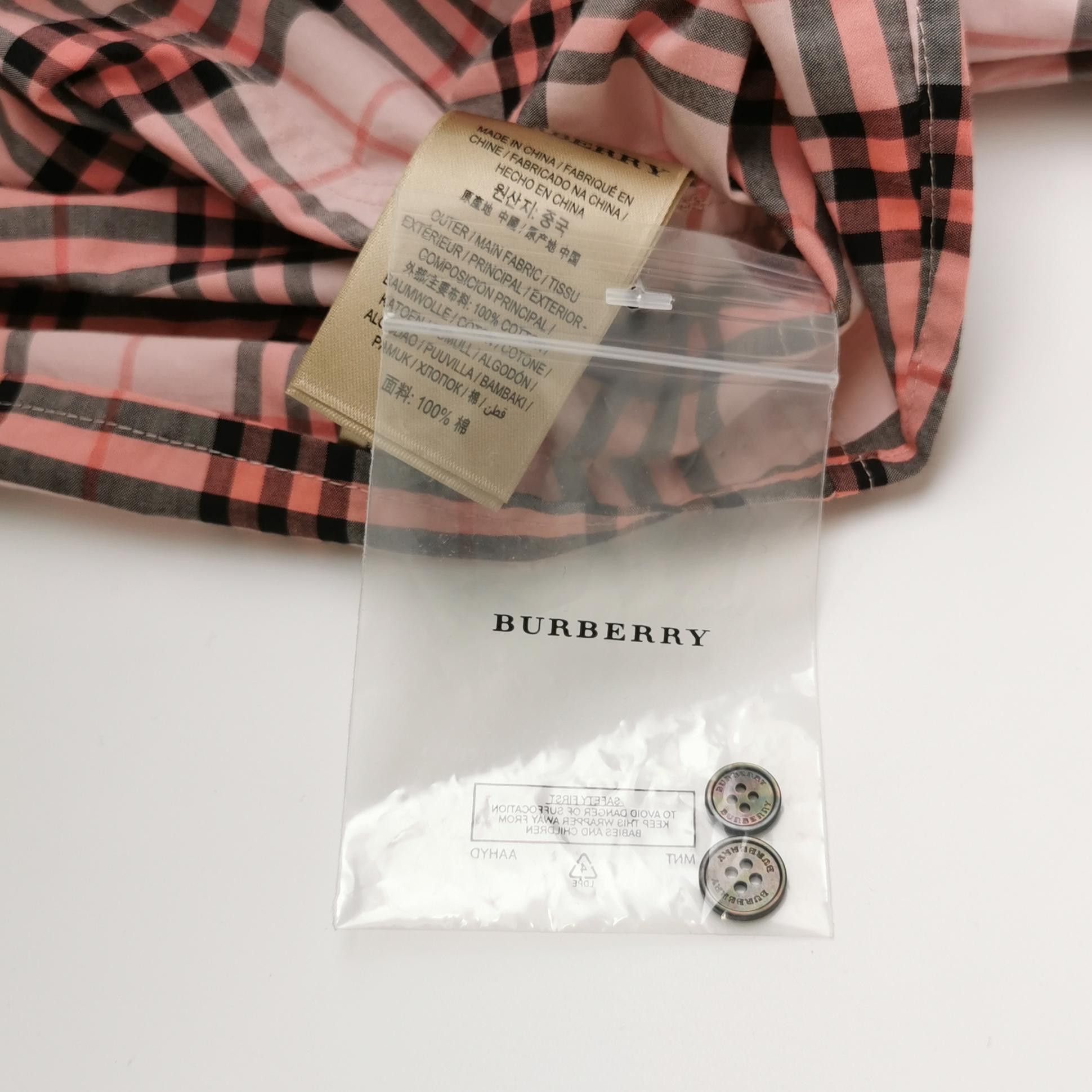 Burberry Burberry Women s Button Ups Size S / US 4 / IT 40 - 5 Thumbnail