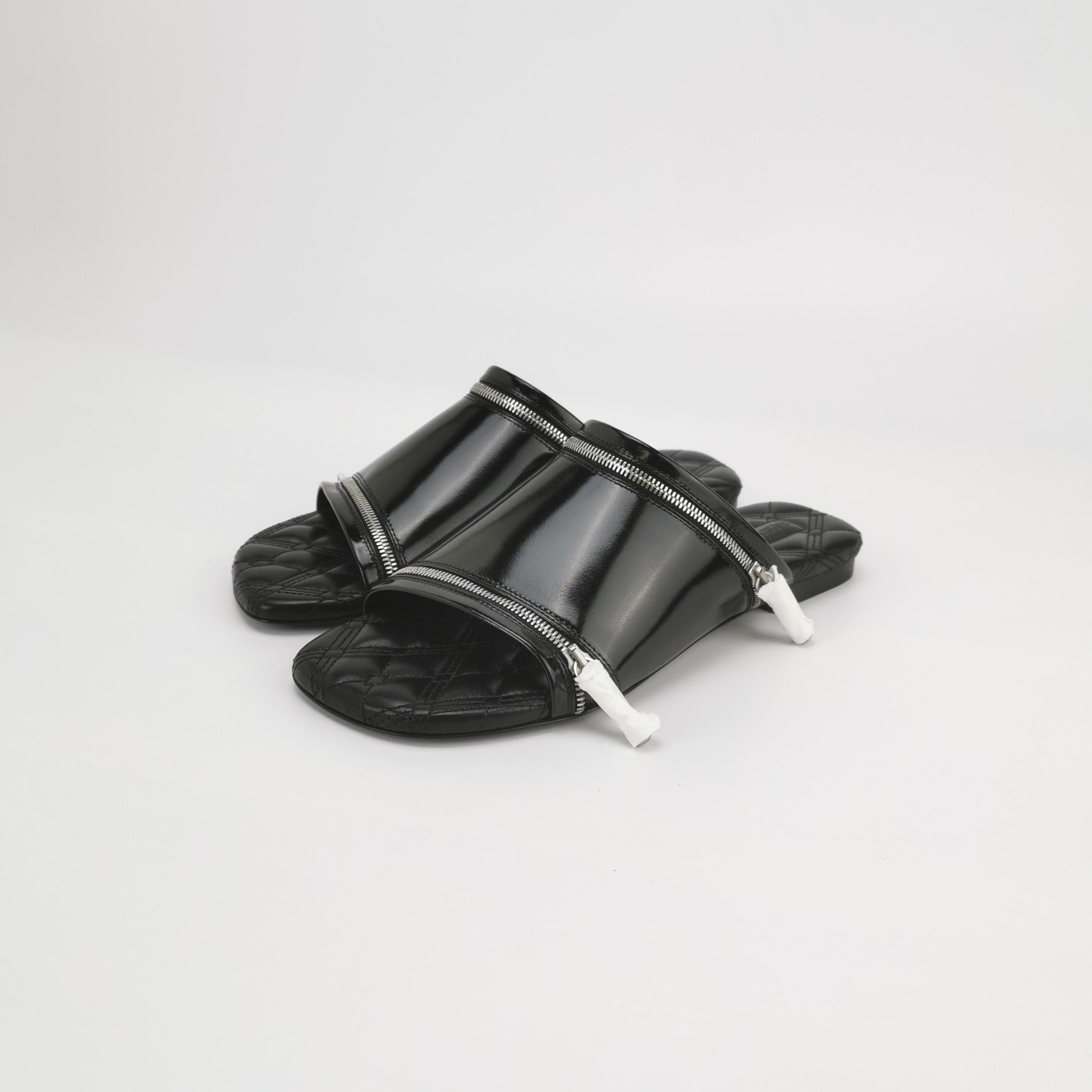Burberry Burberry Women 7 Sandals Size US 7 / IT 37 - 2 Thumbnail