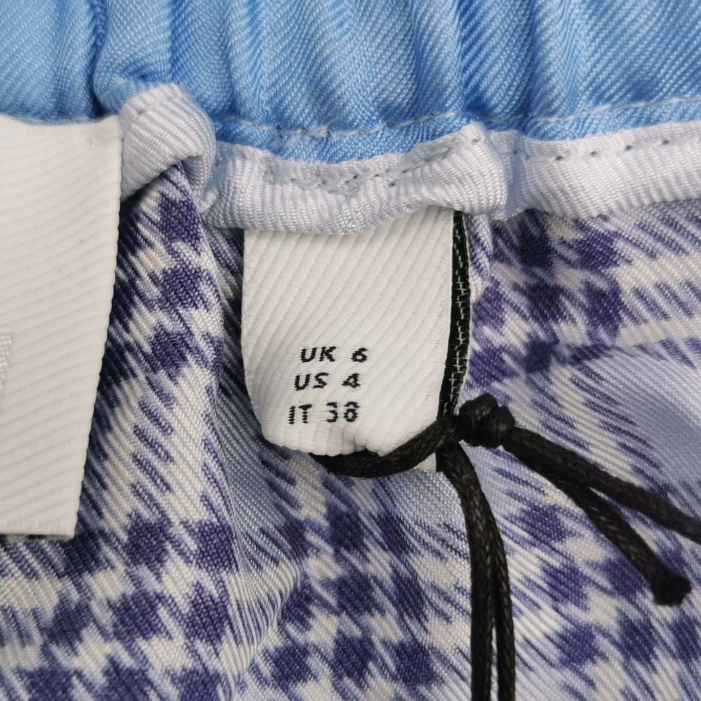 Burberry Burberry Women 26 Shorts Size 26" / US 2 / IT 38 - 6 Thumbnail