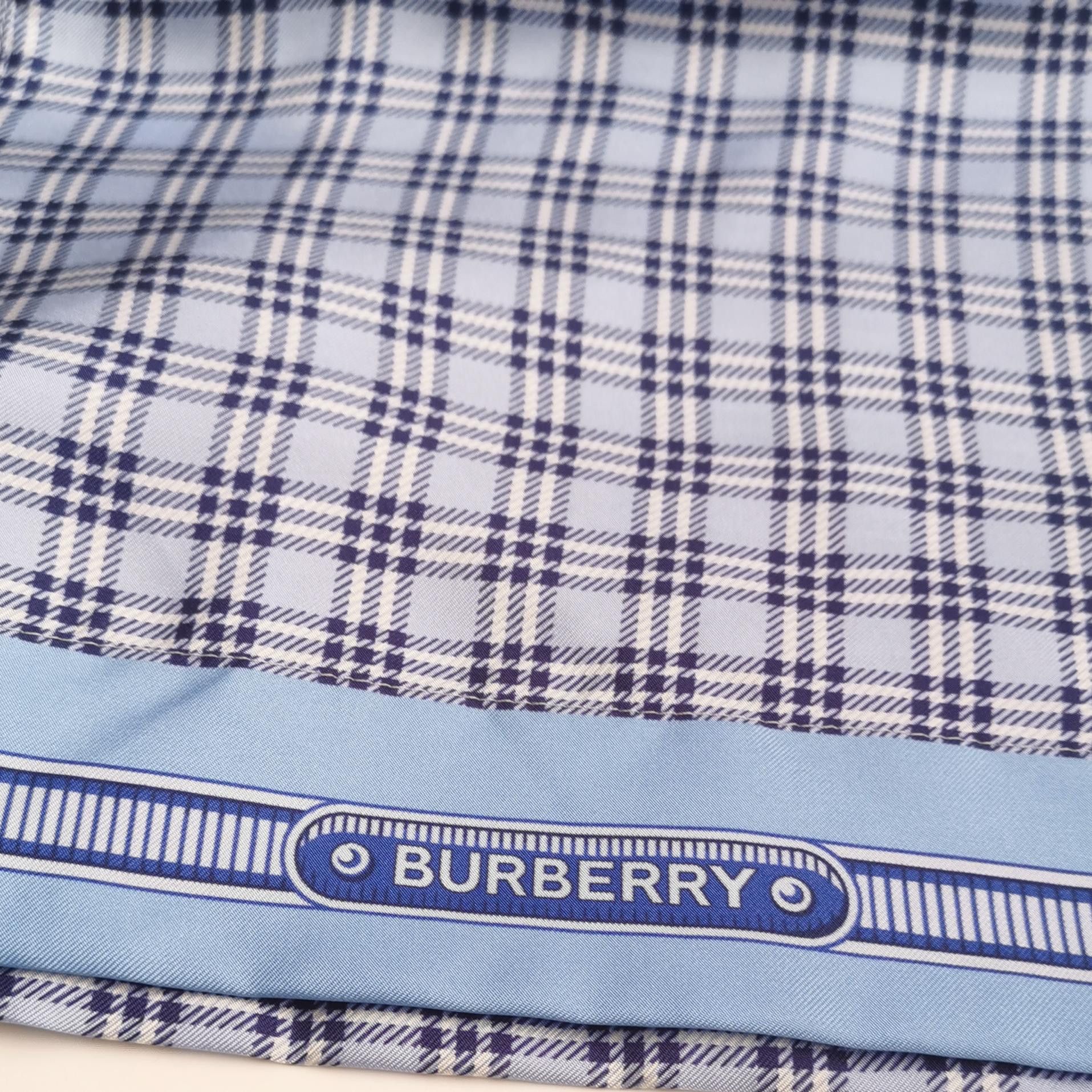 Burberry Burberry Women 26 Shorts Size 26" / US 2 / IT 38 - 3 Thumbnail
