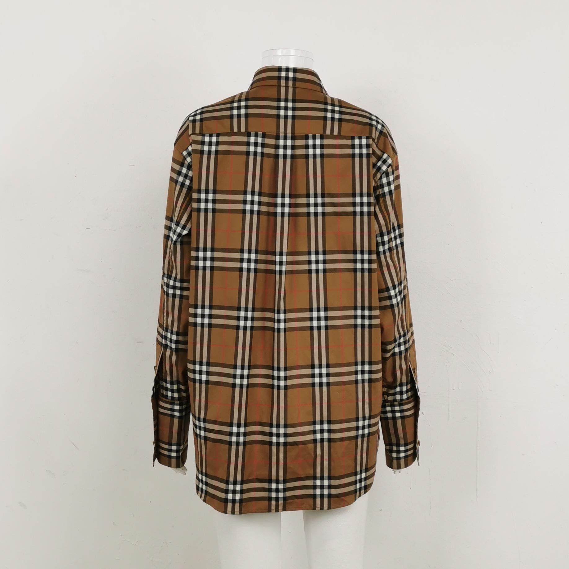 Burberry Burberry Women s Button Ups Size S / US 4 / IT 40 - 2 Thumbnail