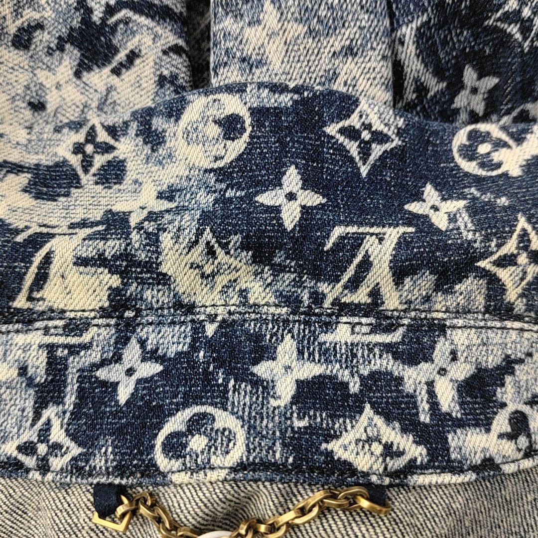 Louis Vuitton Louis Vuitton Monogram Tapestry Short Sleeve Shirt M Size US M / EU 48-50 / 2 - 7 Thumbnail