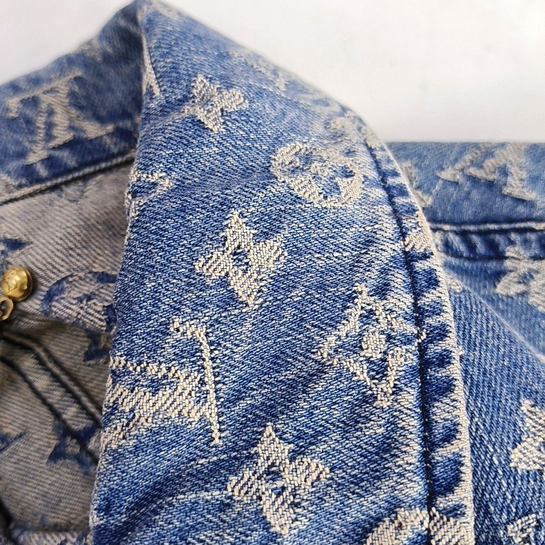 Louis Vuitton Louis Vuitton x Supreme Monogram Denim Jacket 50 Size US M / EU 48-50 / 2 - 5 Thumbnail