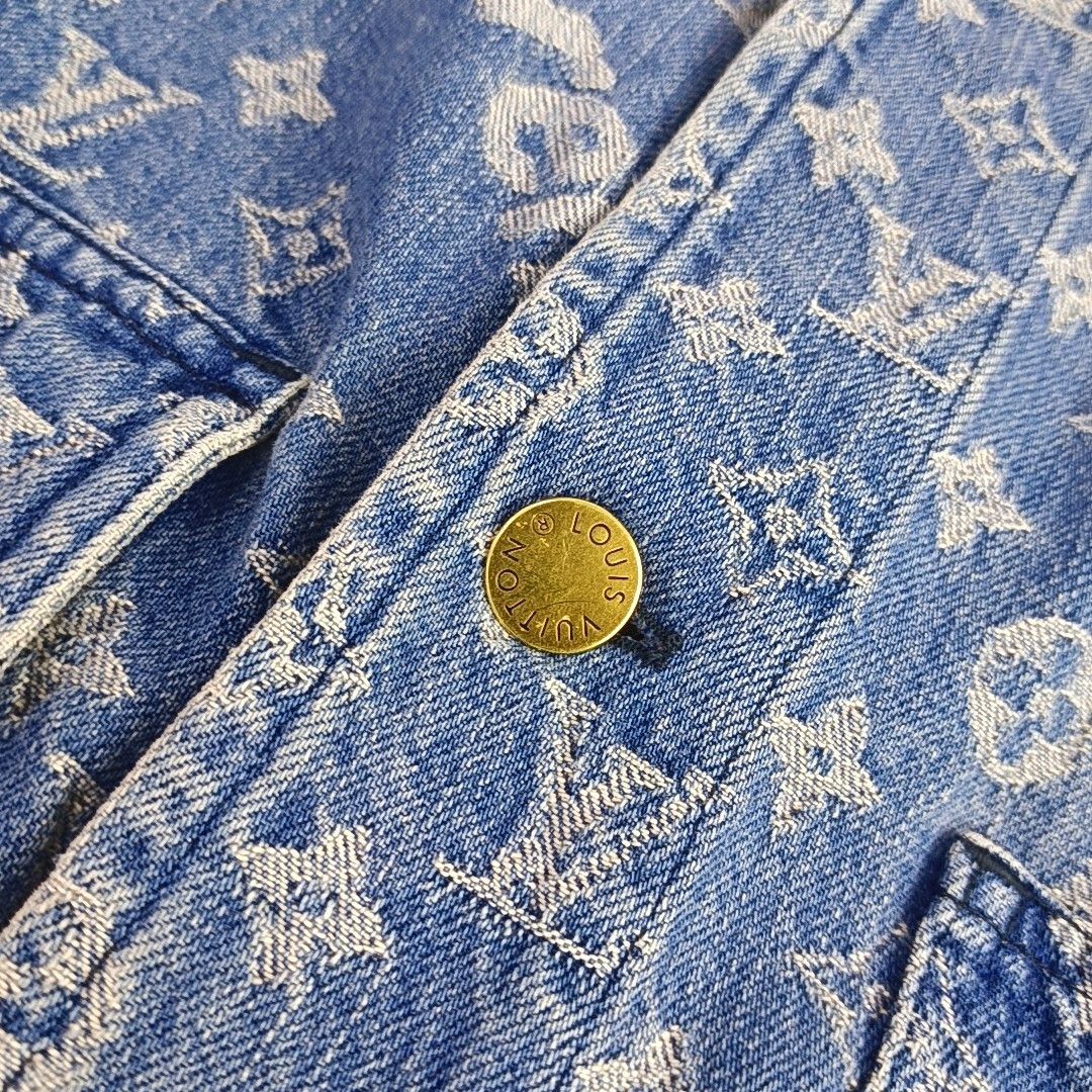 Louis Vuitton Louis Vuitton x Supreme Monogram Denim Jacket 50 Size US M / EU 48-50 / 2 - 6 Thumbnail