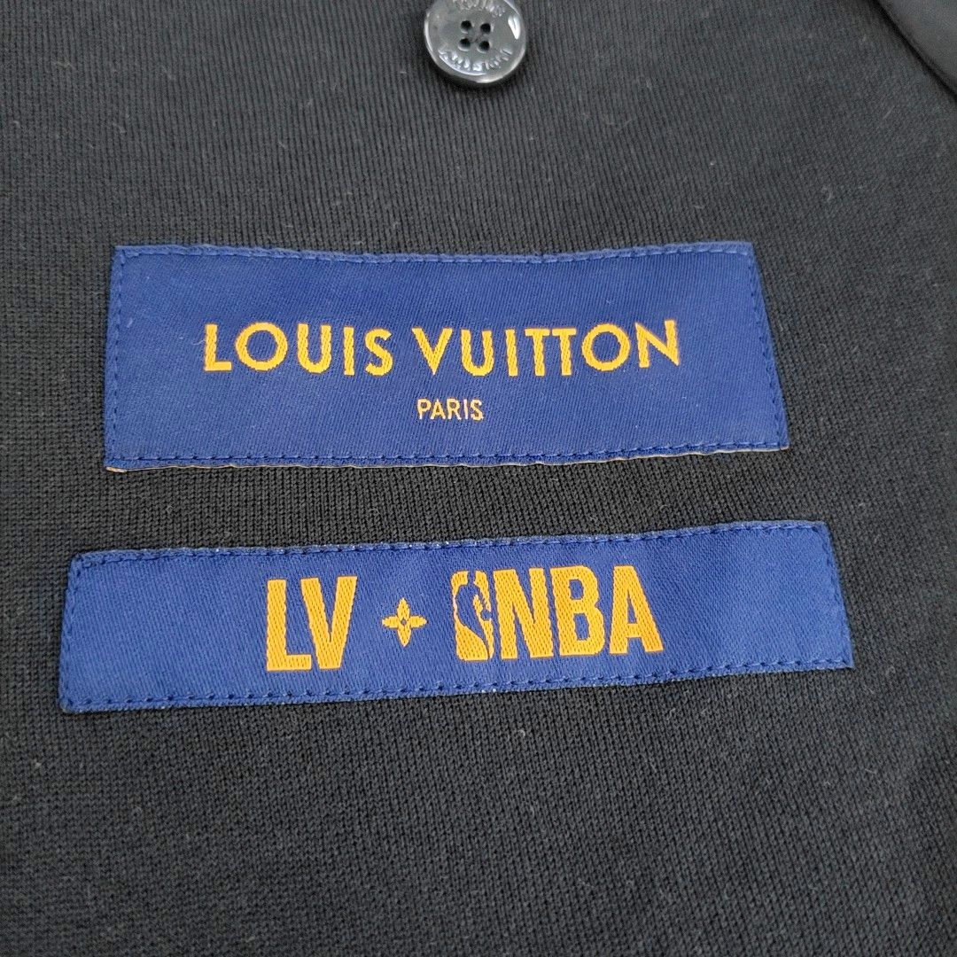 Louis Vuitton Louis Vuitton x NBA Wool Blend Coat 44 Size US S / EU 44-46 / 1 - 6 Thumbnail