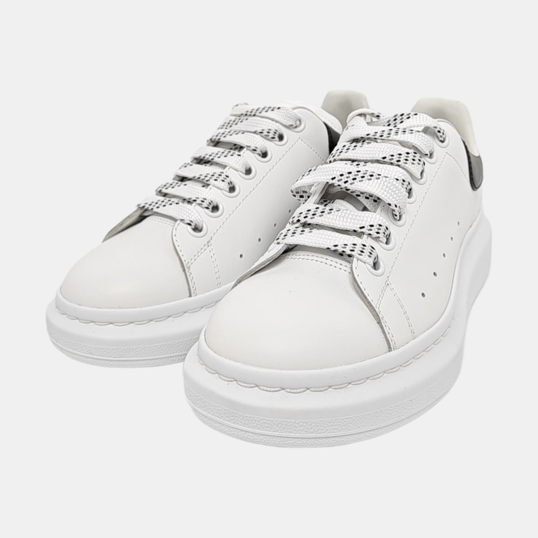 Alexander McQueen Alexander McQueen Leather Oversized Sneakers 39 Size US 6 / EU 39 - 2 Thumbnail