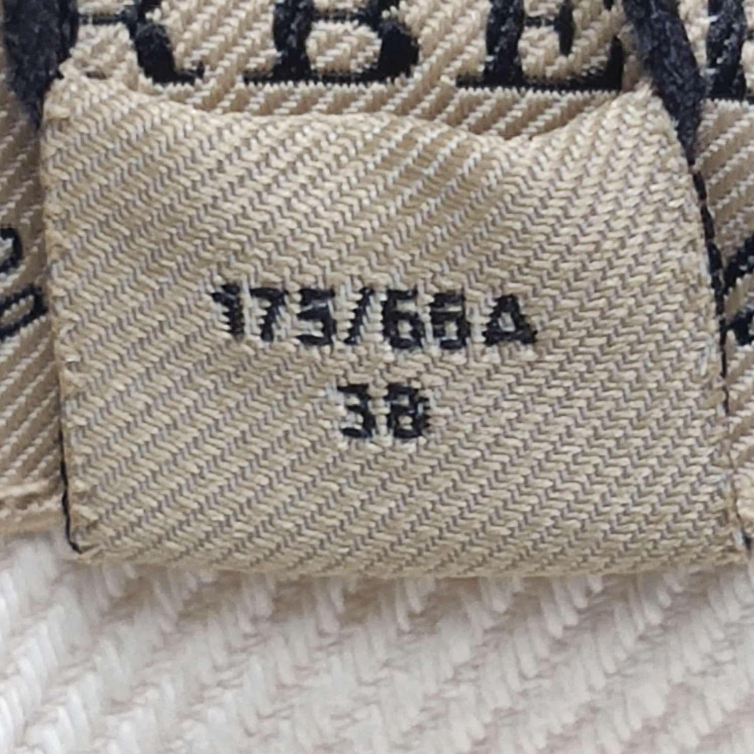 Burberry Burberry Women 26 Midi Skirts Size 26" / US 2 / IT 38 - 7 Thumbnail