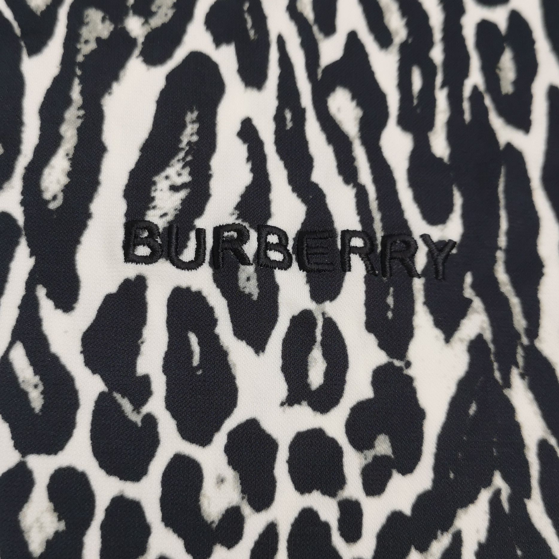 Burberry Burberry Women m Short Sleeve Shirts Size M / US 6-8 / IT 42-44 - 3 Thumbnail