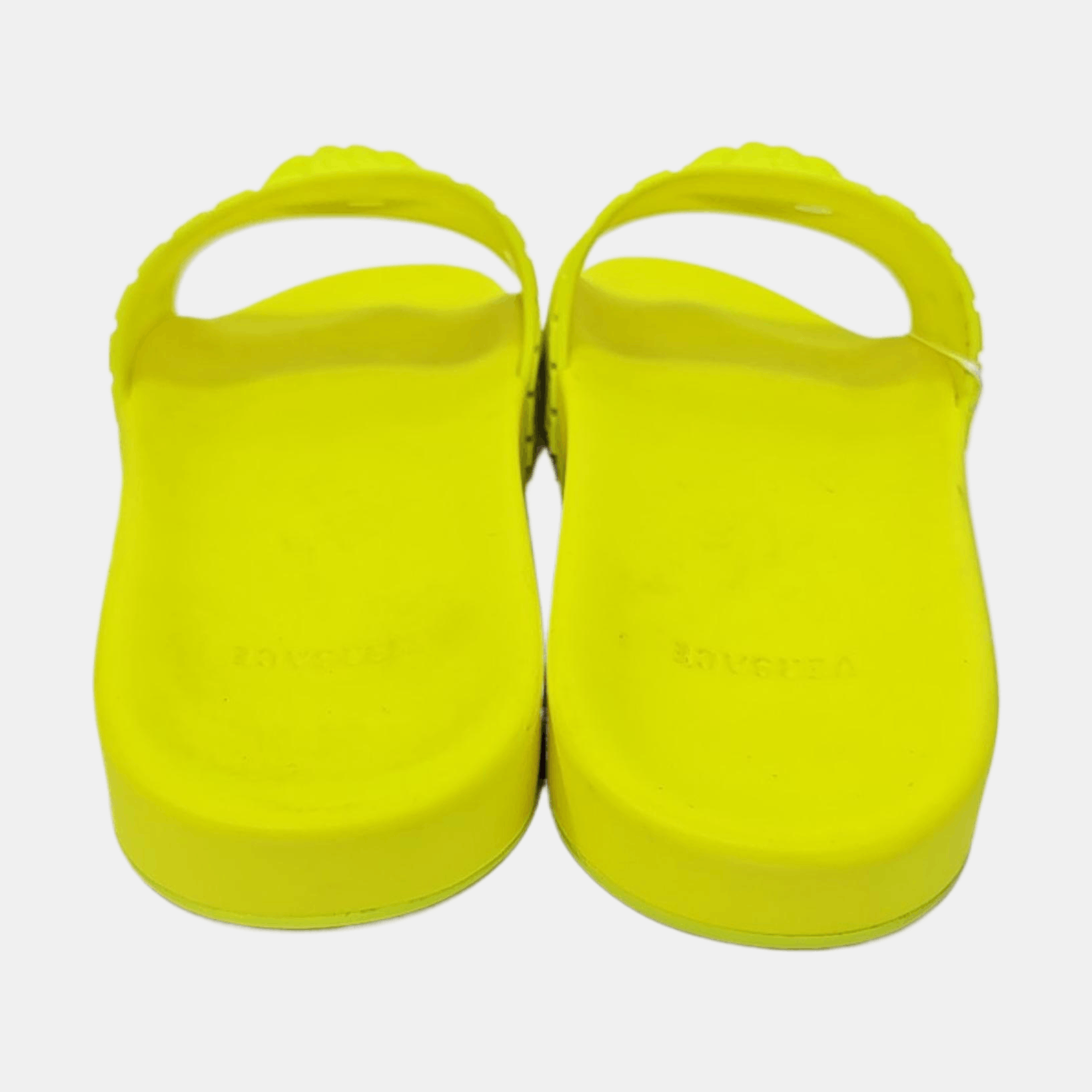 Versace Versace Medusa Head Rubber Slides Size 42 Size US 9 / EU 42 - 4 Thumbnail