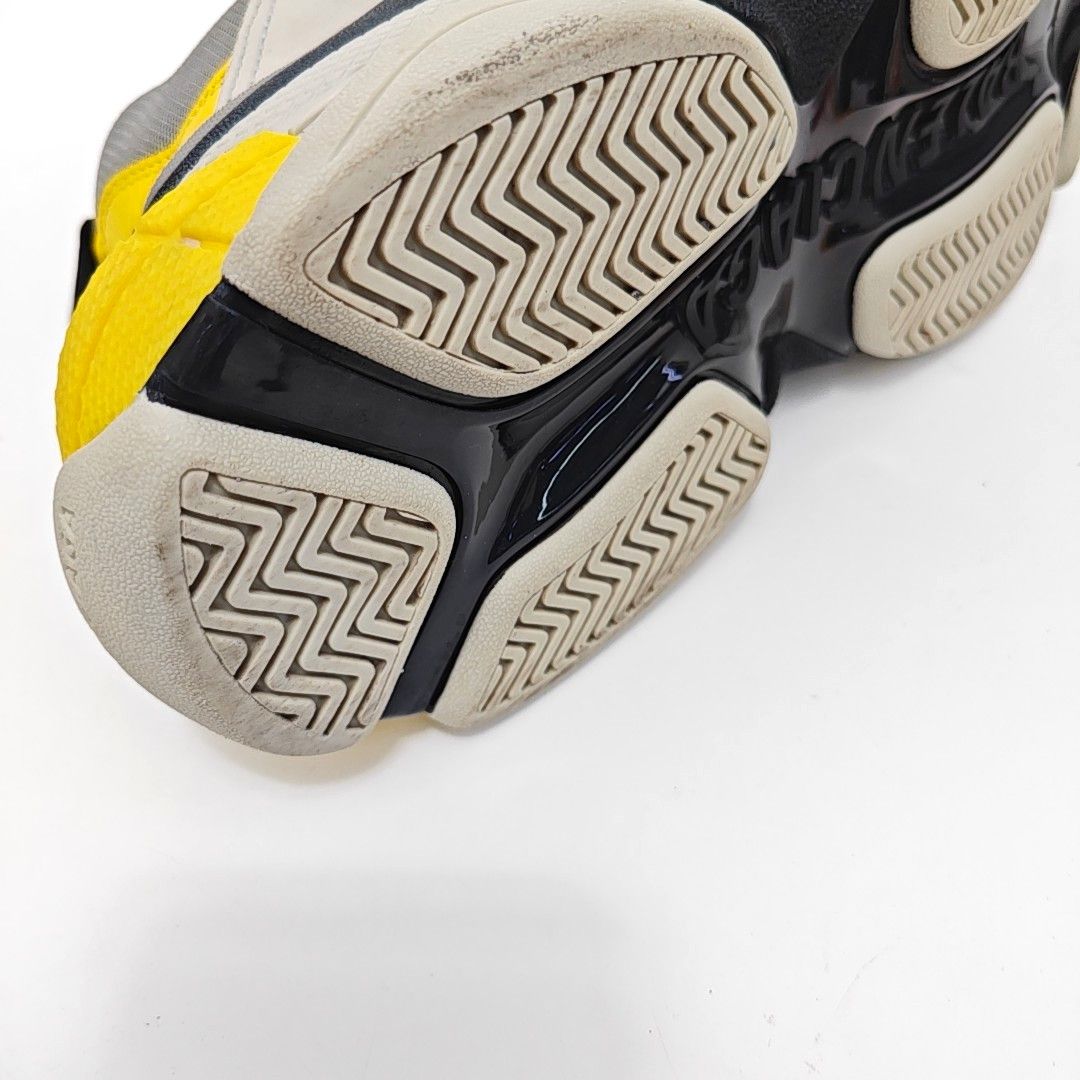 Balenciaga Balenciaga Triple S Multicolor Sneakers EU 43 Size US 10 / EU 43 - 12 Thumbnail