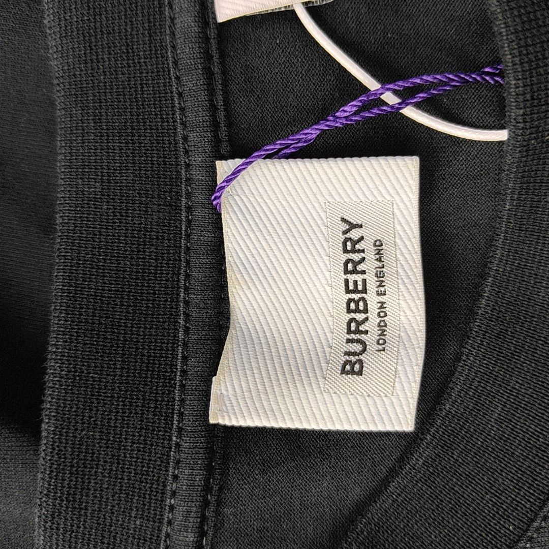 Burberry Burberry TB Monogram Logo T-Shirt Size M Size US M / EU 48-50 / 2 - 7 Thumbnail
