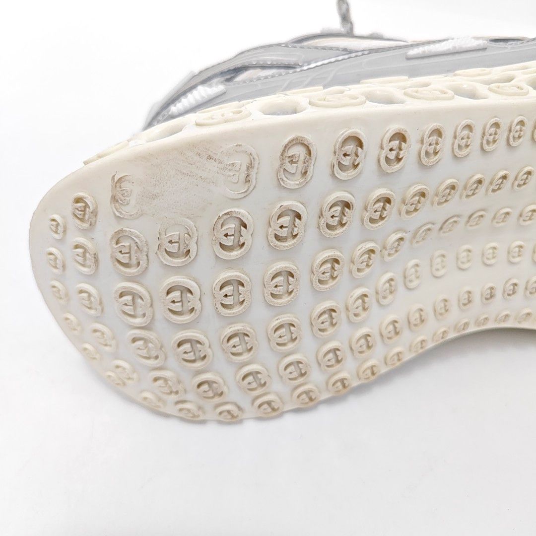 Gucci Gucci Silver Metallic Mesh Low-Top Sneakers 9 Size US 9 / EU 42 - 9 Thumbnail