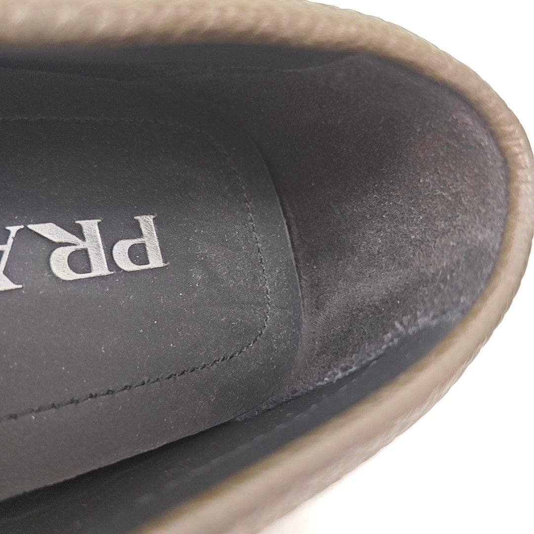 Prada Prada Grained Leather Triangle Logo Drivers 8 Size US 8 / EU 41 - 8 Thumbnail