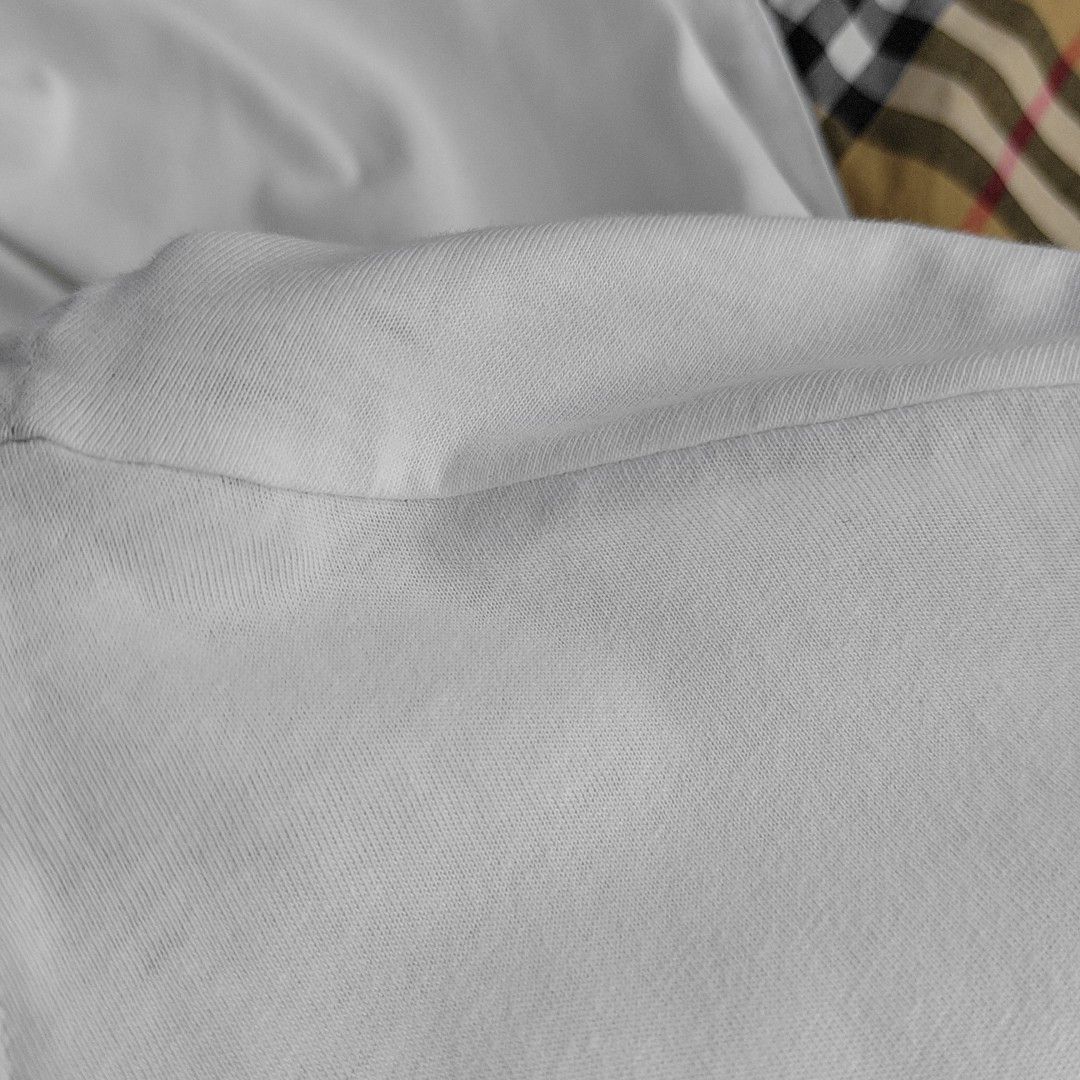 Burberry Burberry Check Sleeve T-Shirt White Size M Size US M / EU 48-50 / 2 - 7 Thumbnail