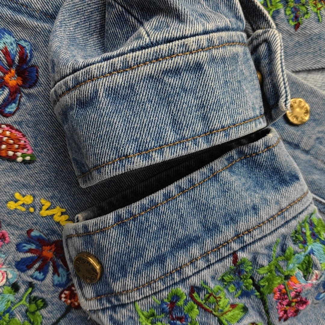 Louis Vuitton Louis Vuitton Floral Embroidery Denim Jacket 48 Size US M / EU 48-50 / 2 - 7 Thumbnail