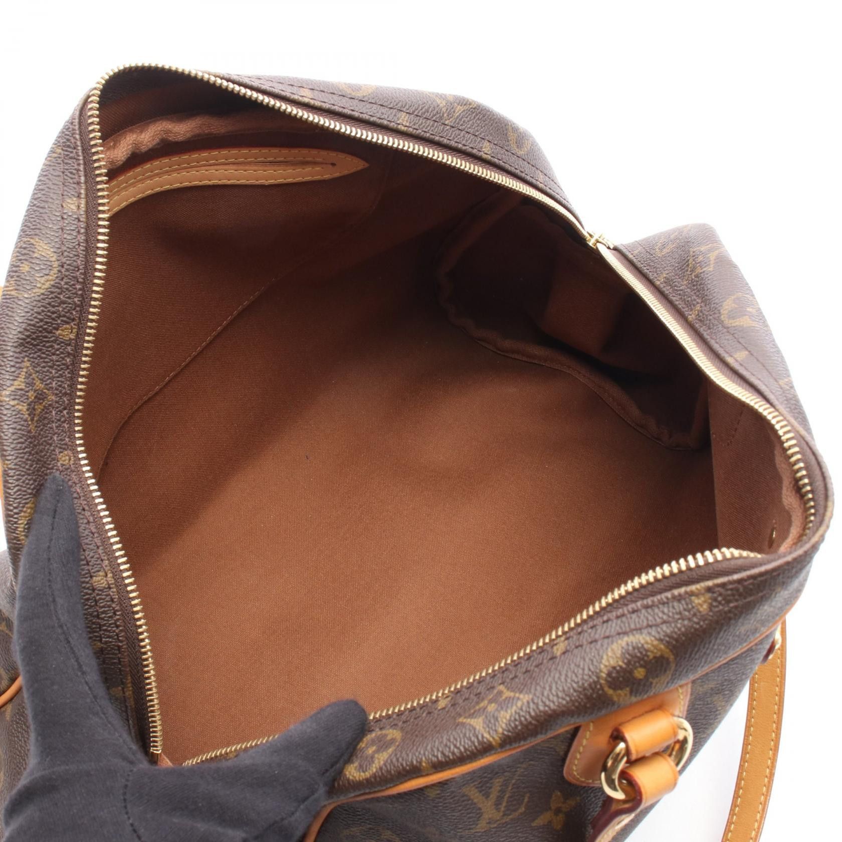 Louis Vuitton Louis Vuitton Louis Vuitton Montorgueil GM Monogram Coated Canvas Shoulder Bag Textile Shoulder Bag M95566 DUTY FREE for USA Size ONE SIZE - 3 Thumbnail
