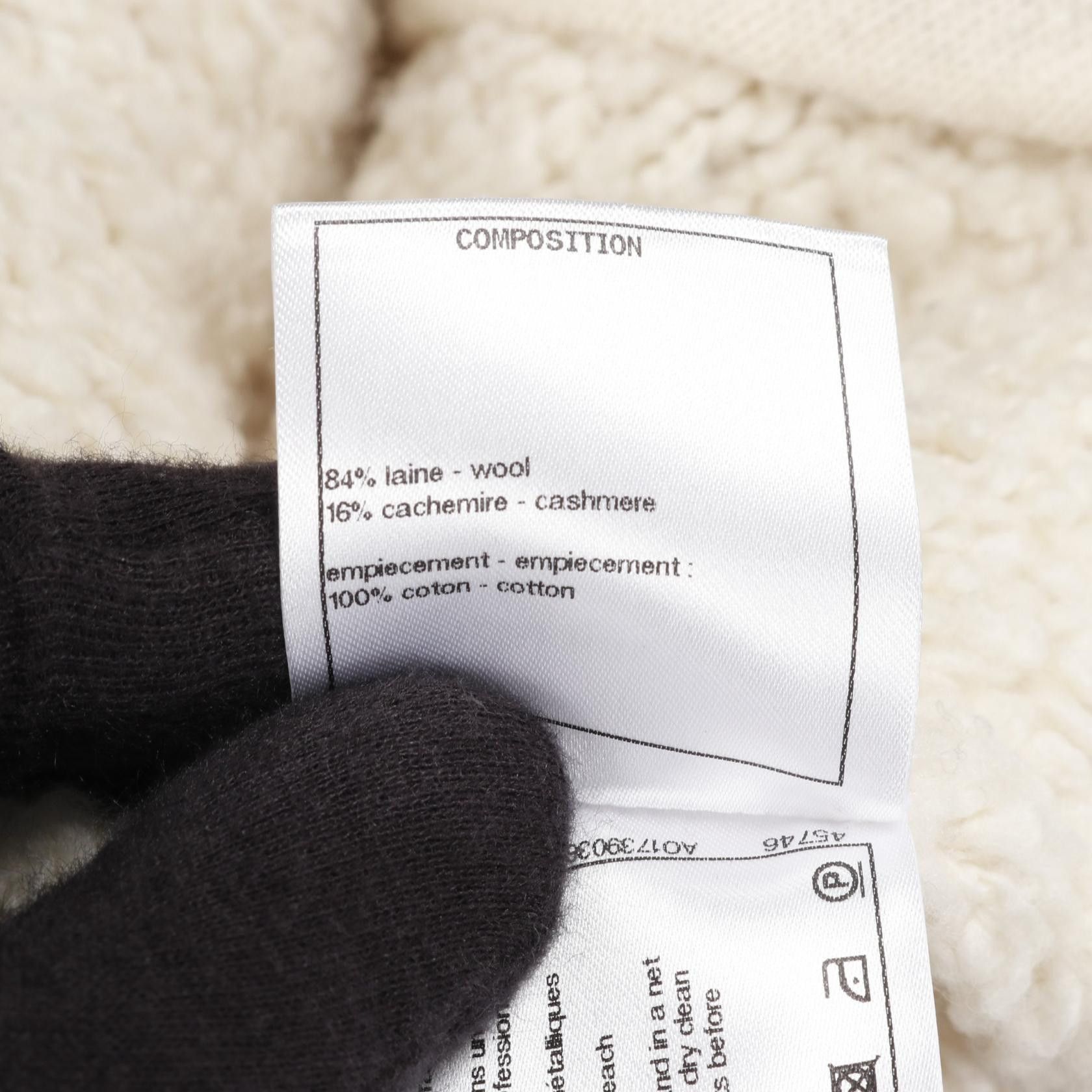Chanel Chanel Chanel Coco Mark Matelasse Knit Hoodie Textile Outerwear DUTY FREE for USA Size ONE SIZE - 4 Thumbnail