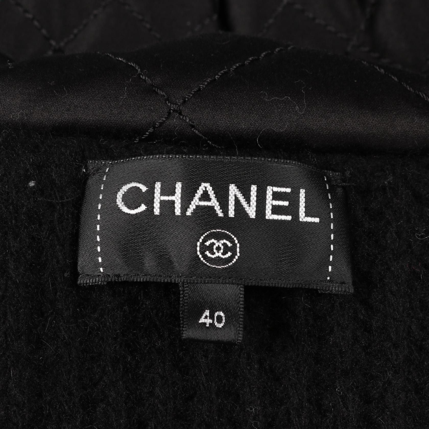 Chanel Chanel Chanel Coco Mark Matelasse Knit Hoodie Textile Outerwear DUTY FREE for USA Size ONE SIZE - 3 Thumbnail