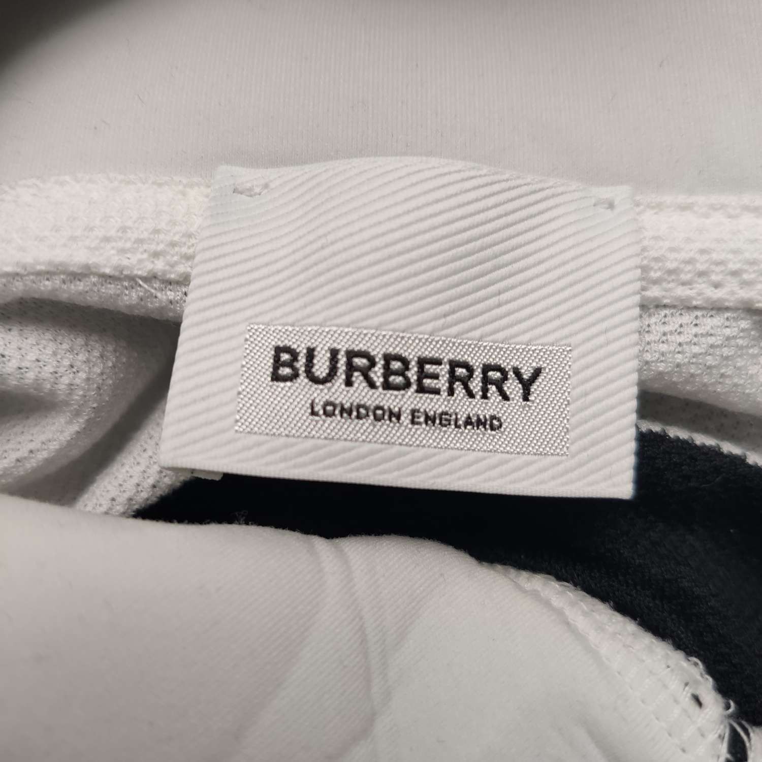 Burberry Burberry Women m Hoodies Size M / US 6-8 / IT 42-44 - 5 Thumbnail