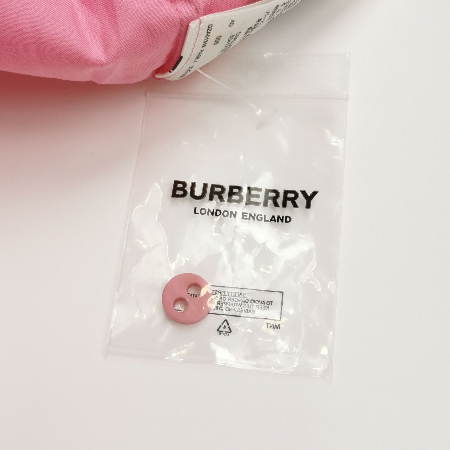 Burberry Burberry Women s Button Ups Size S / US 4 / IT 40 - 5 Thumbnail