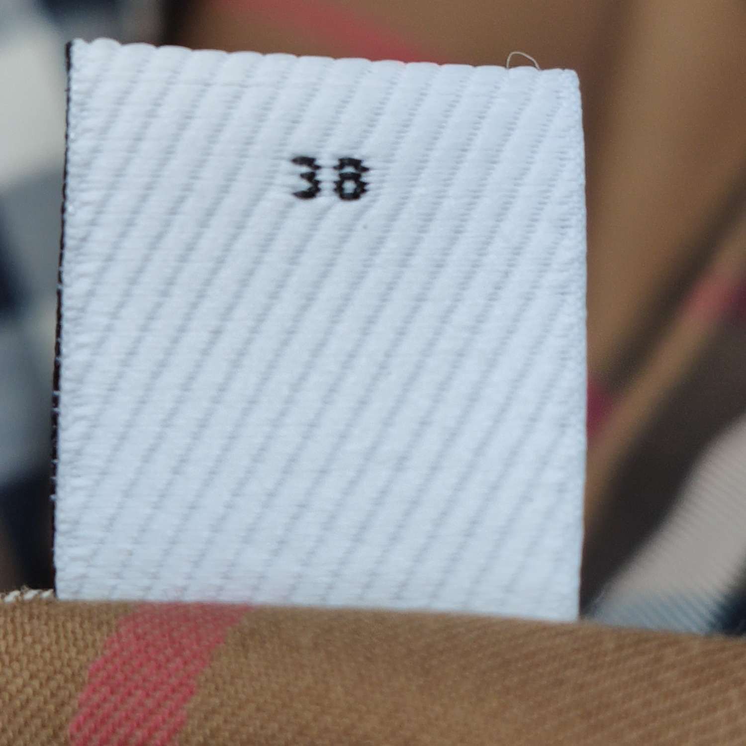 Burberry Burberry Women s Button Ups Size S / US 4 / IT 40 - 7 Thumbnail