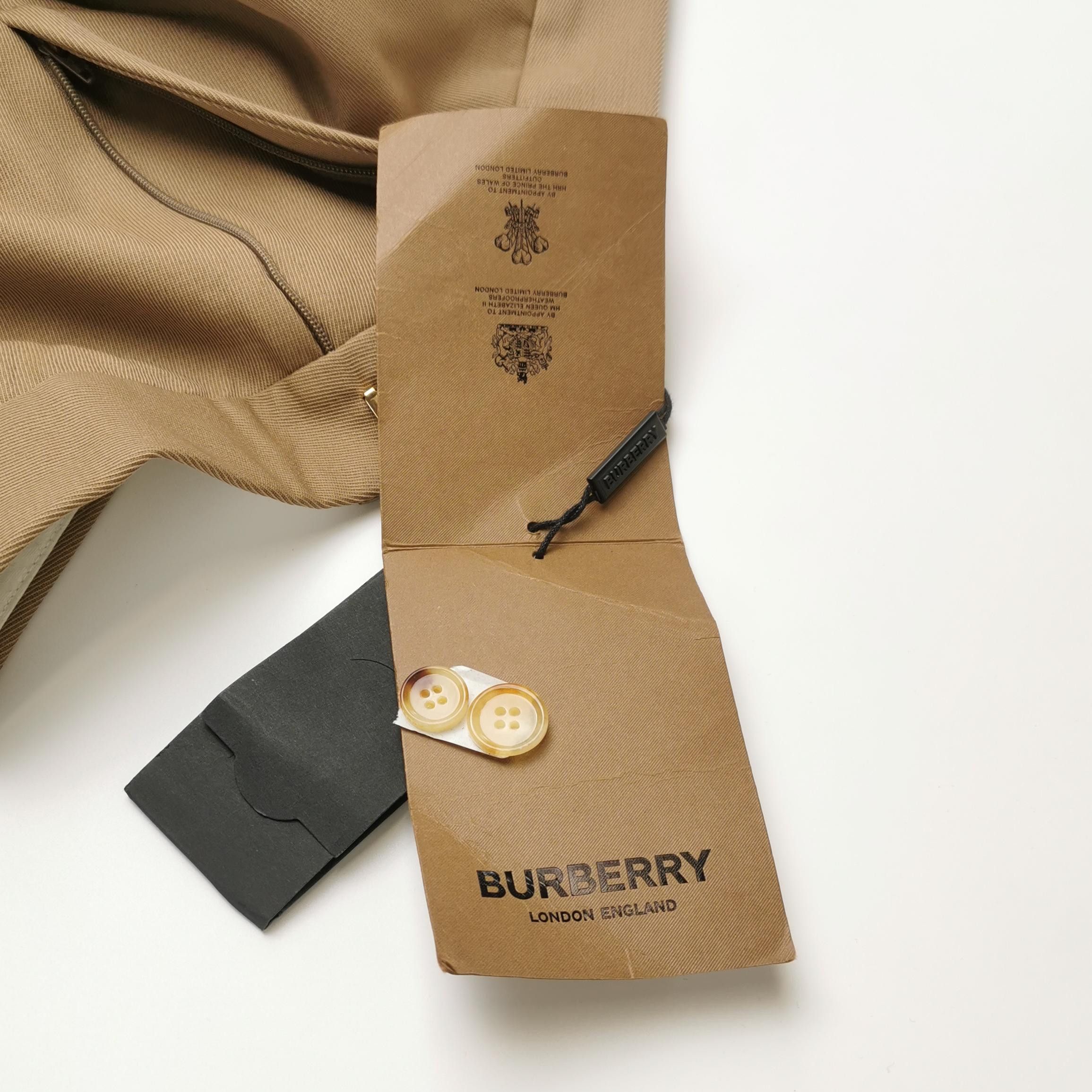 Burberry Burberry Women 2 Pants Size 26" / US 2 / IT 38 - 4 Thumbnail