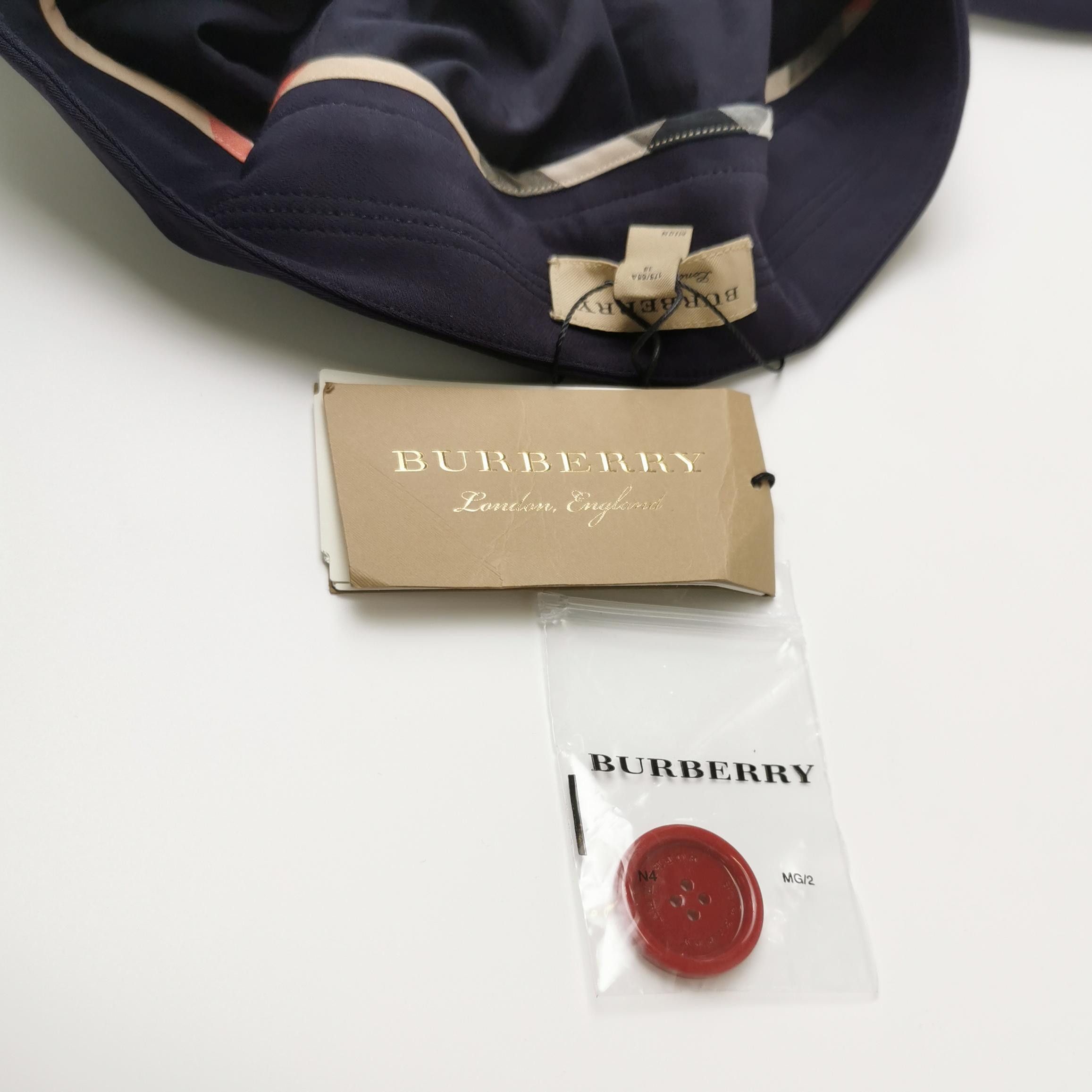 Burberry Burberry Women 26 Midi Skirts Size 26" / US 2 / IT 38 - 3 Thumbnail
