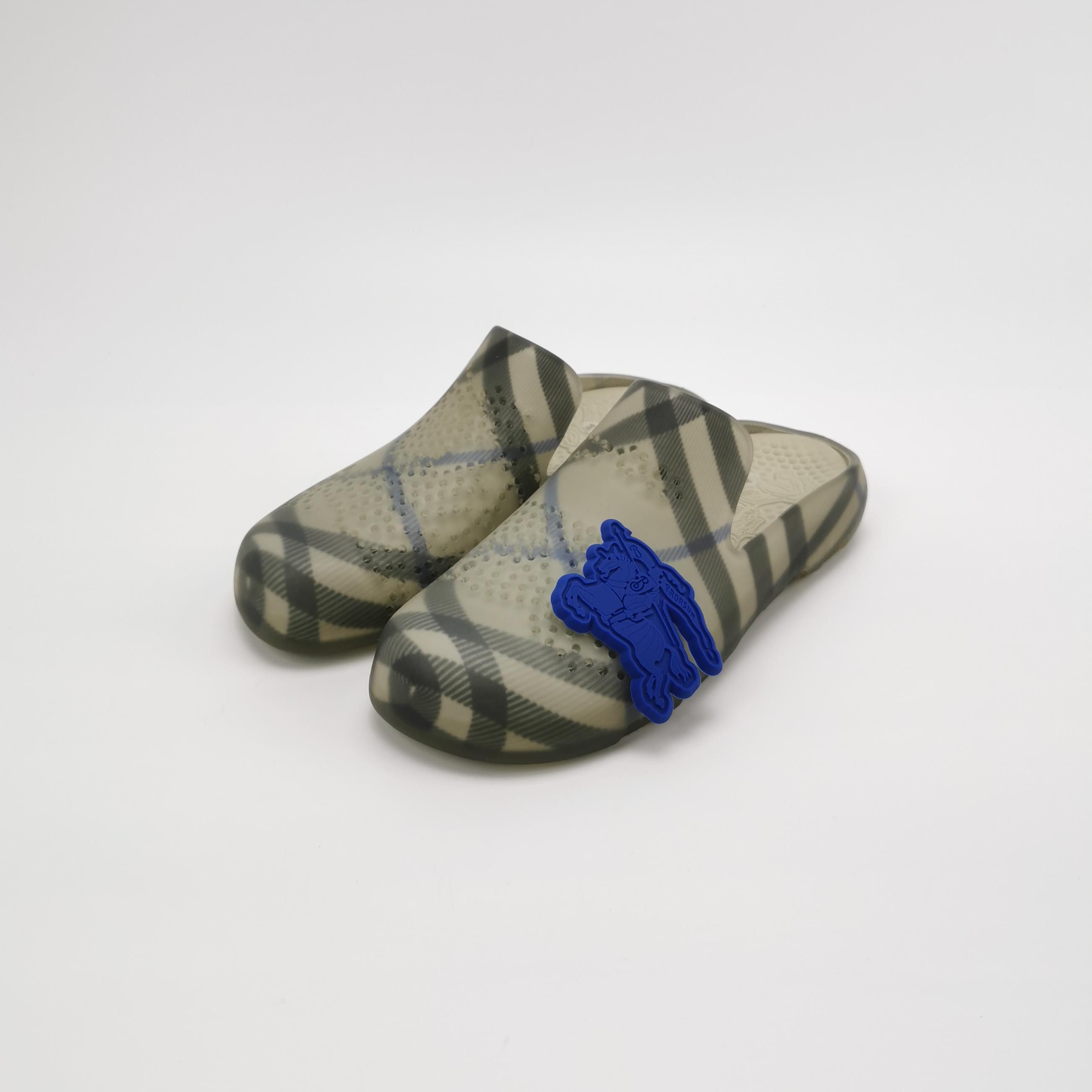 Burberry Burberry Women 7 Sandals Size US 7 / IT 37 - 2 Thumbnail