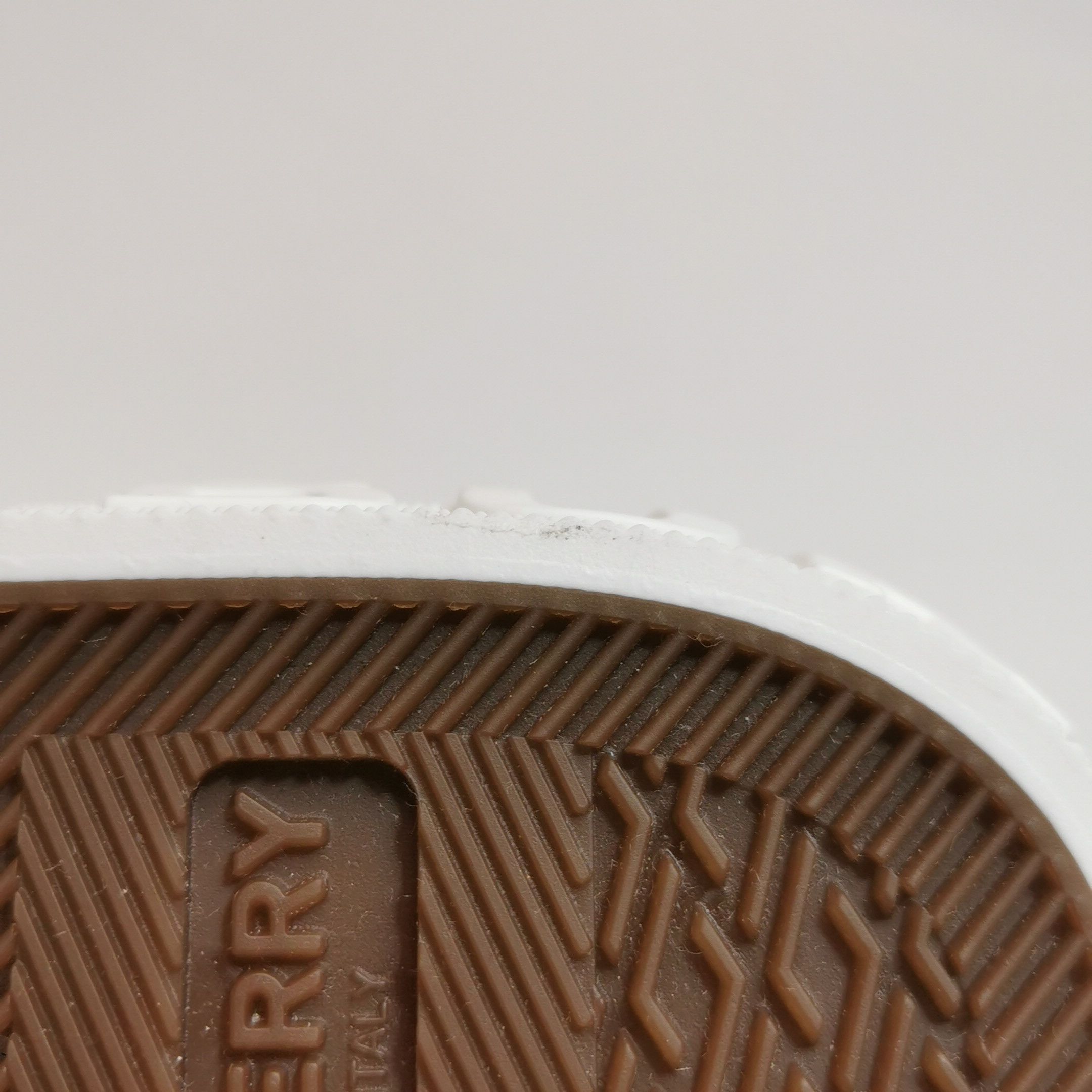 Burberry Burberry Women 6 Lowtop Sneakers Size US 6 / IT 36 - 9 Thumbnail