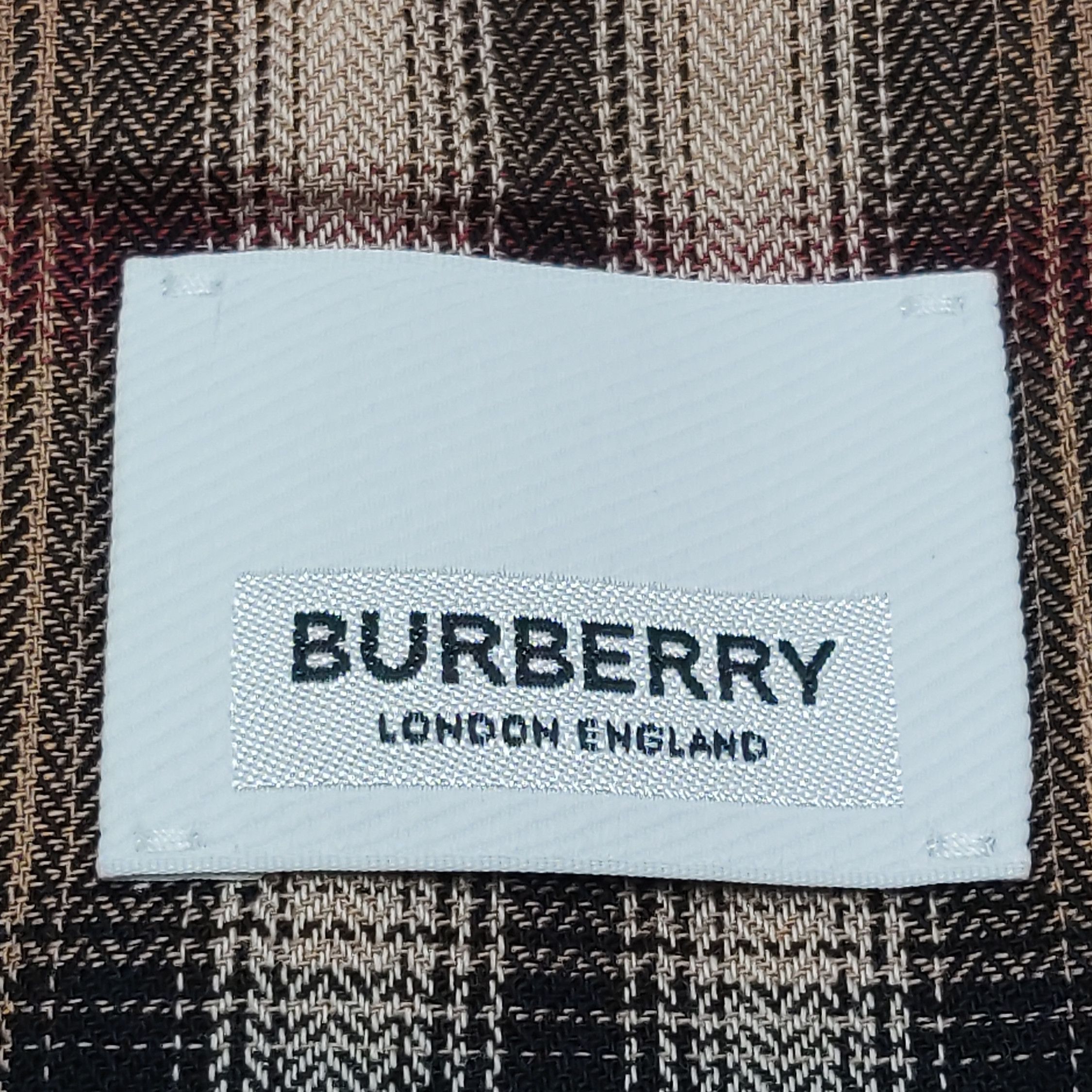 Burberry Burberry Women 2 Button Ups Size XS / US 0-2 / IT 36-38 - 6 Thumbnail