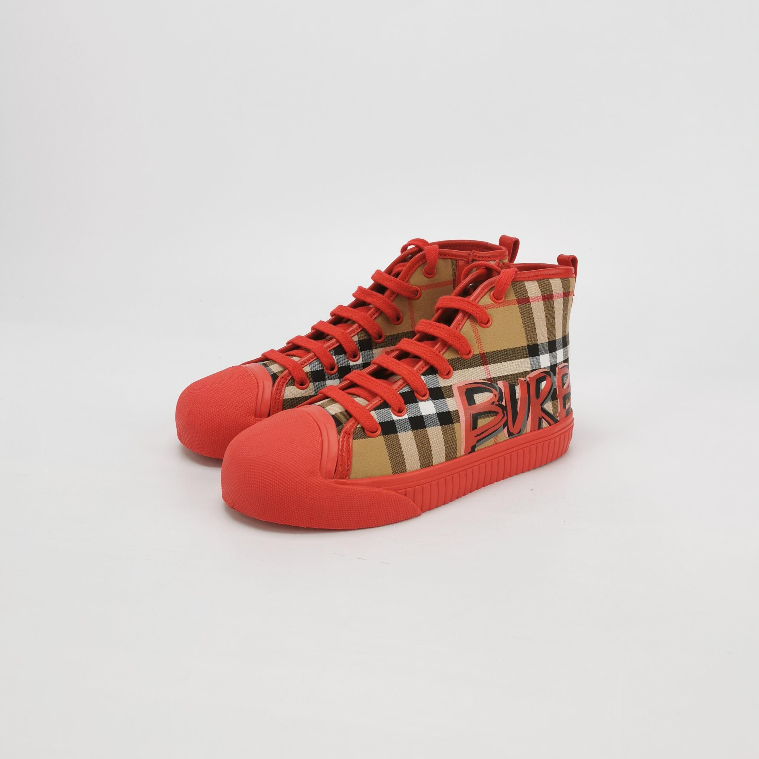 Burberry Burberry Women it_34 Lowtop Sneakers Size US 4 / IT 34 - 2 Thumbnail