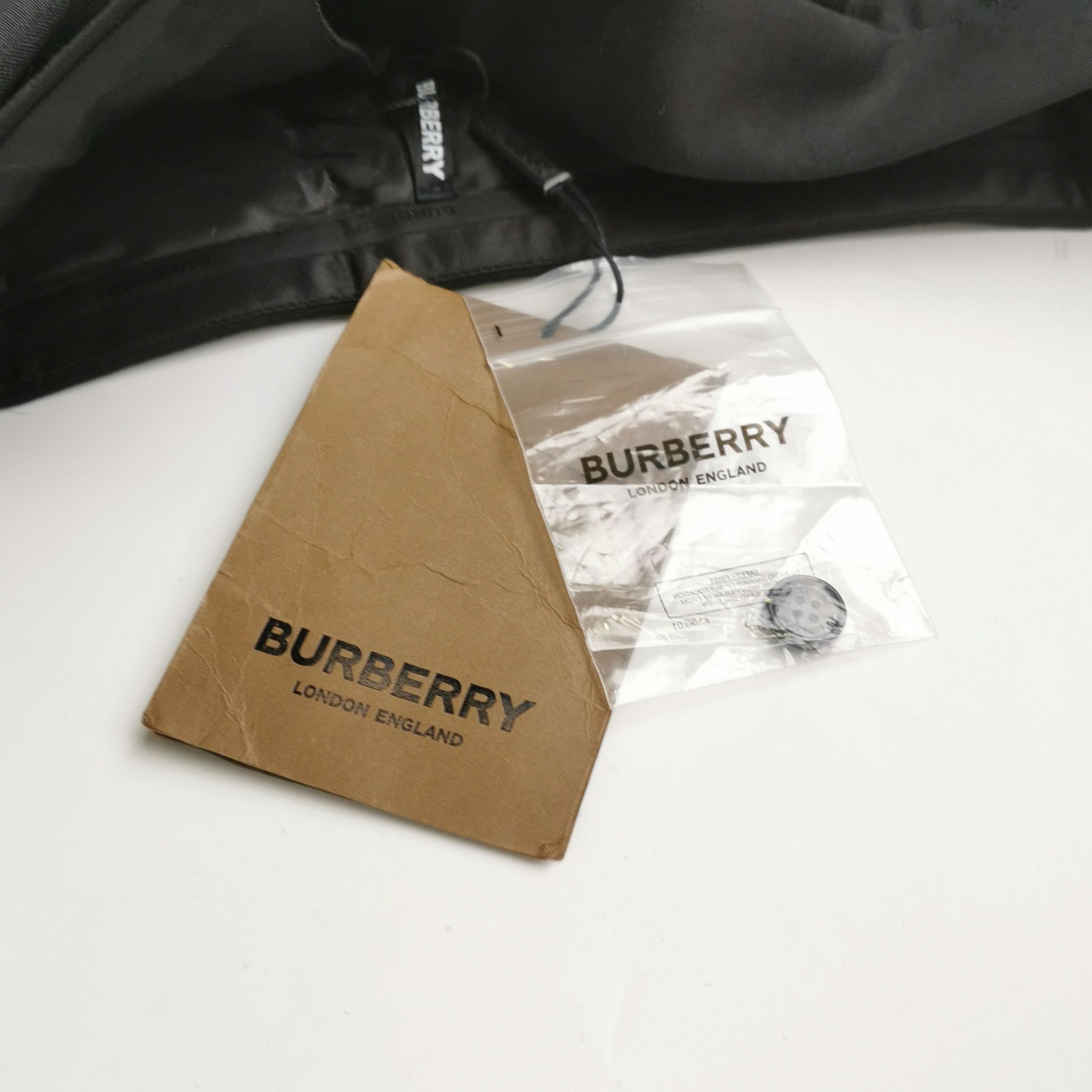 Burberry Burberry Women 2 Pants Size 26" / US 2 / IT 38 - 3 Thumbnail