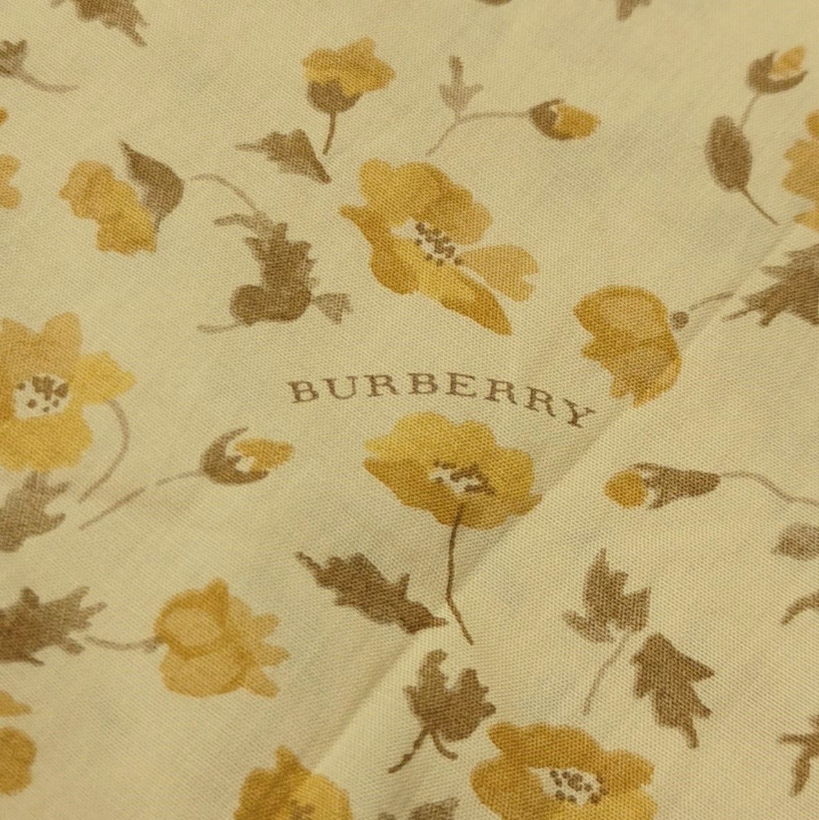 Burberry Burberry Women 2 Button Ups Size XS / US 0-2 / IT 36-38 - 3 Thumbnail