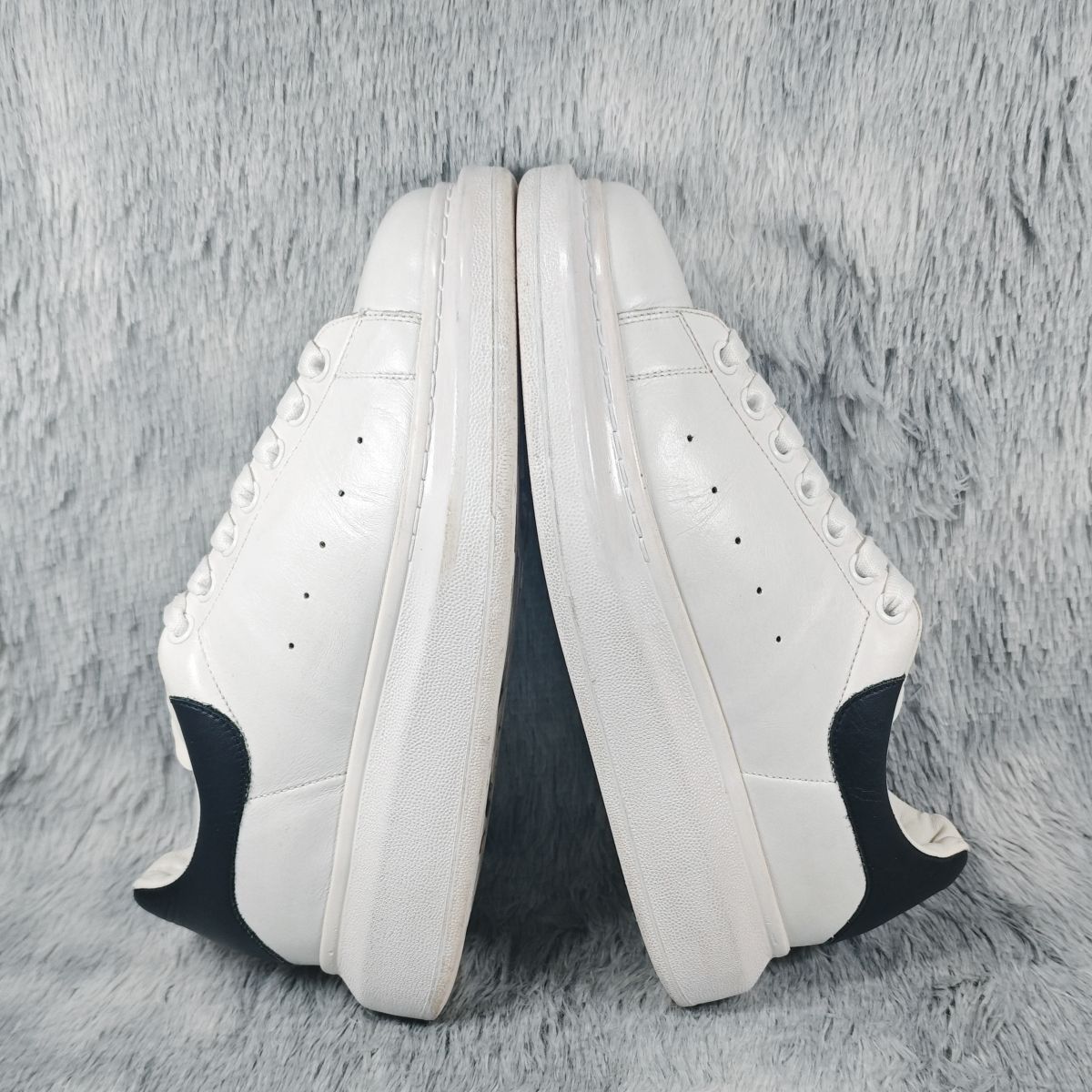 Alexander McQueen Alexander McQueen Oversized White Leather Sneakers 43 Size US 10 / EU 43 - 5 Thumbnail