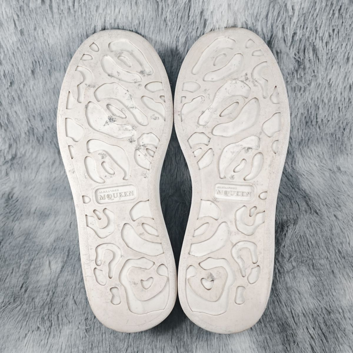 Alexander McQueen Alexander McQueen Oversized White Leather Sneakers 43 Size US 10 / EU 43 - 8 Thumbnail