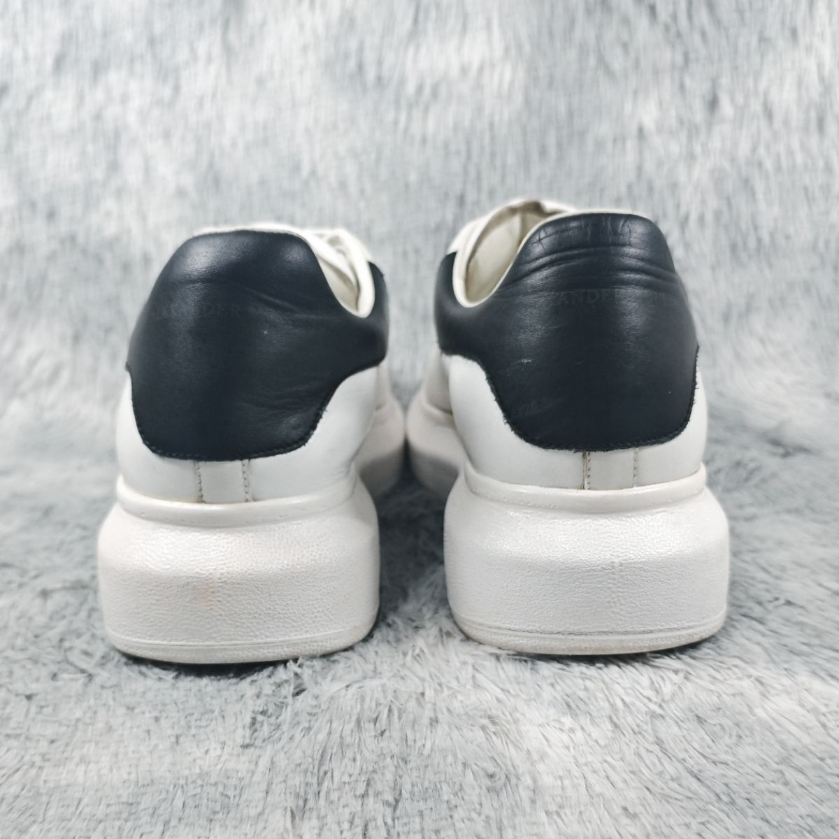 Alexander McQueen Alexander McQueen Oversized White Leather Sneakers 43 Size US 10 / EU 43 - 3 Thumbnail