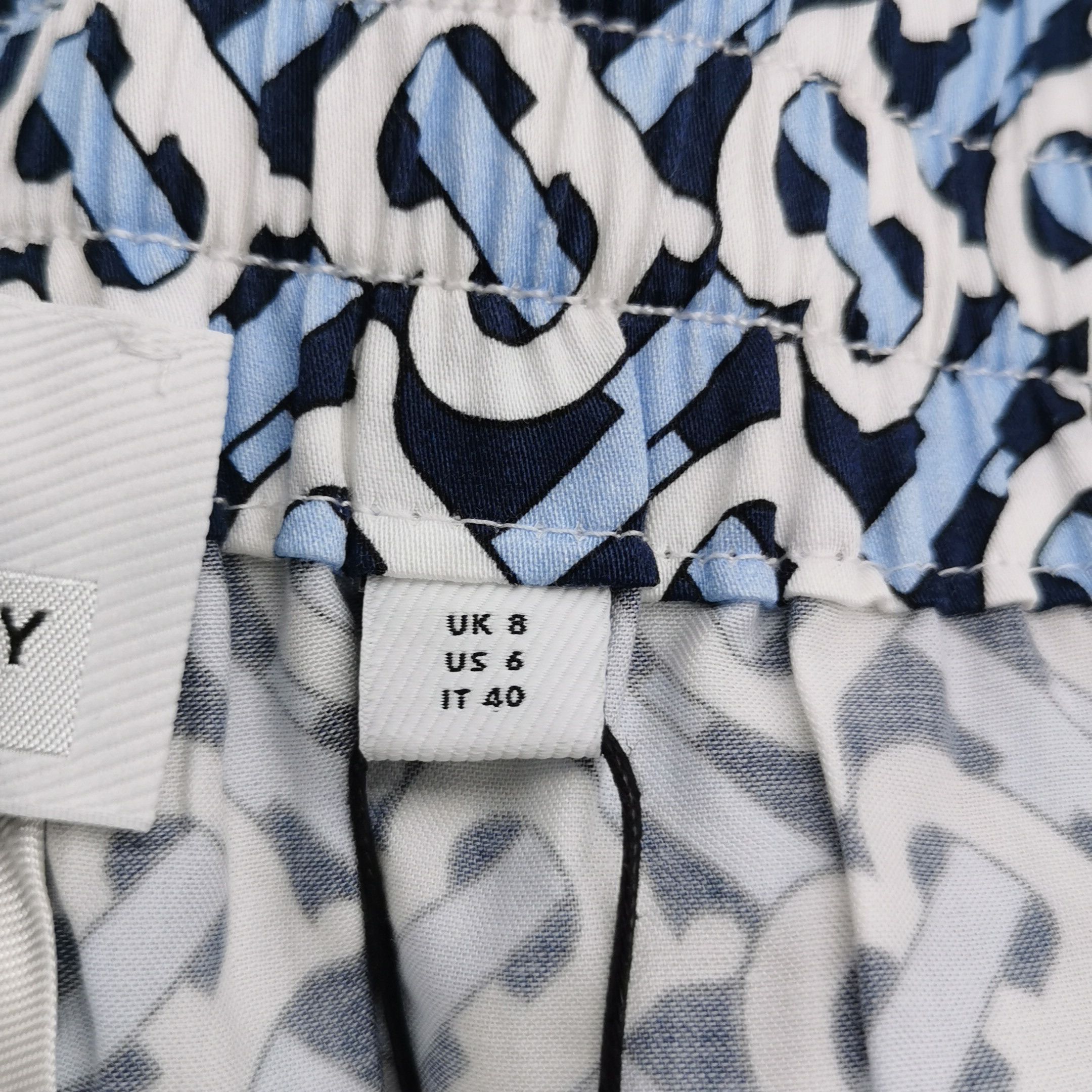 Burberry Burberry Women 26 Shorts Size 26" / US 2 / IT 38 - 7 Thumbnail