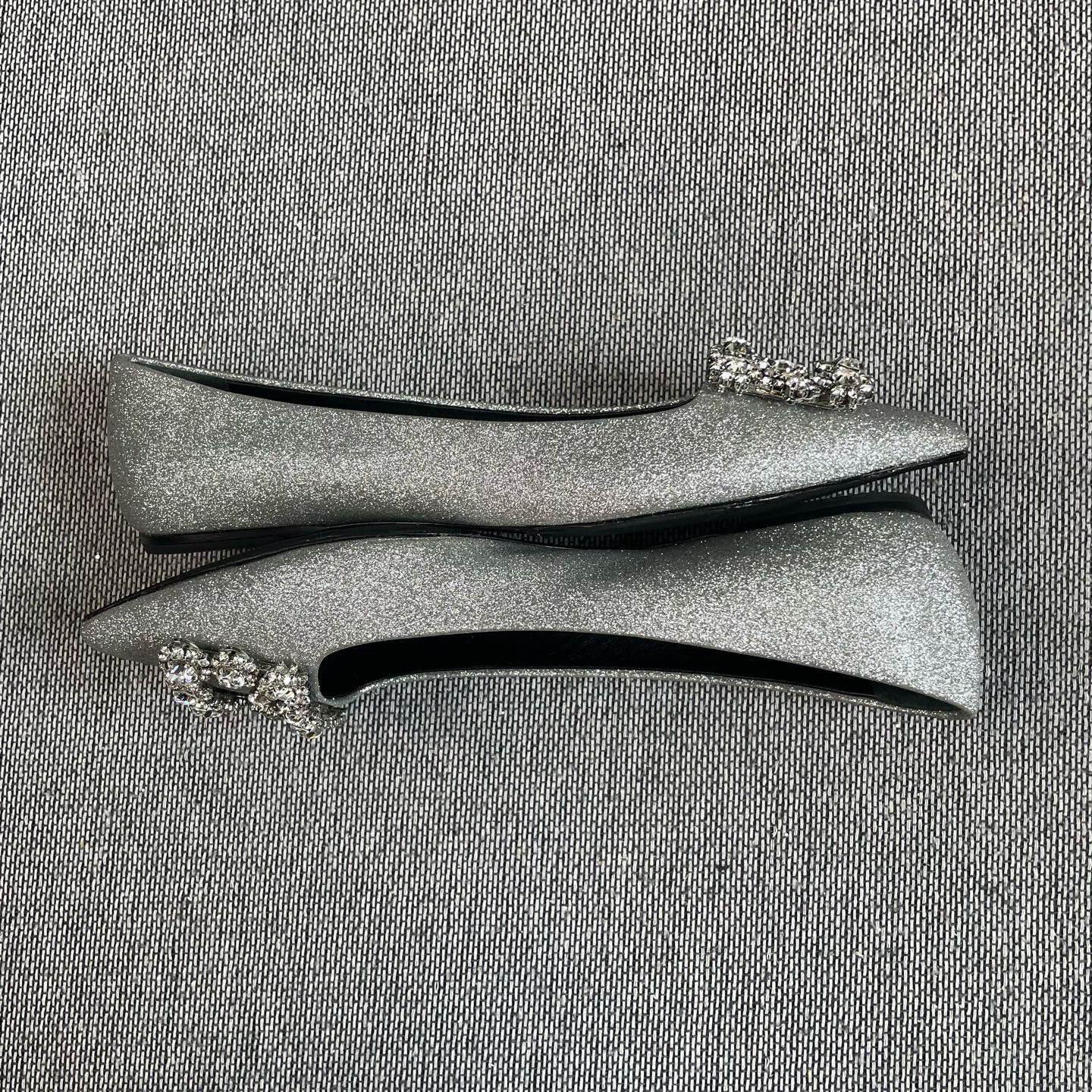 Roger Vivier Roger Vivier Crystal Buckle Glitter Flats 37 Size US 7 / IT 37 - 6 Thumbnail