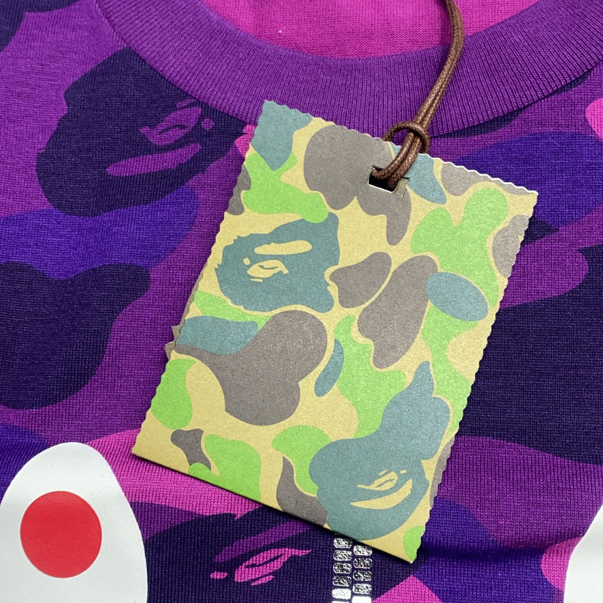 Bape A Bathing Ape Color Camo Shark T-Shirt Size M Size US M / EU 48-50 / 2 - 4 Thumbnail