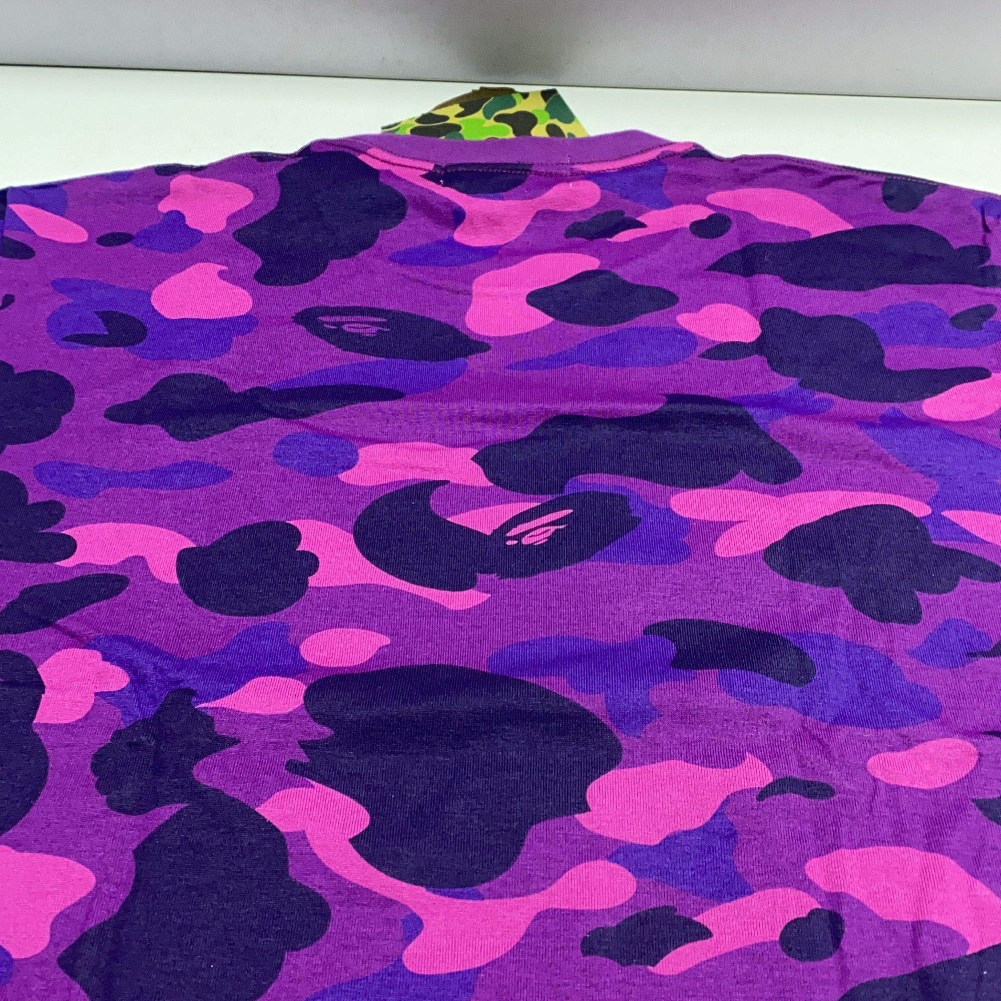 Bape A Bathing Ape Color Camo Shark T-Shirt Size M Size US M / EU 48-50 / 2 - 7 Thumbnail