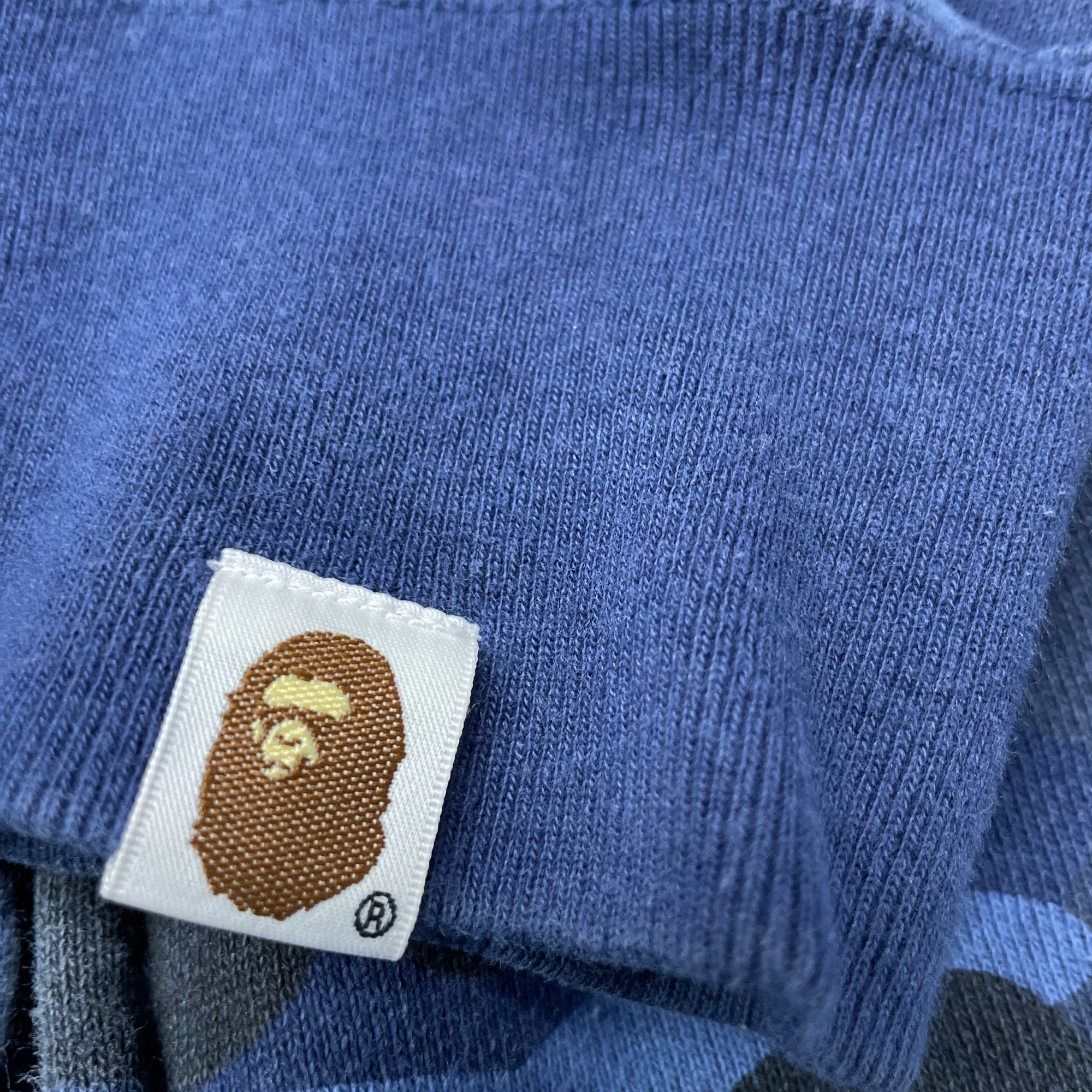 Bape A BATHING APE Blue Camo Shark Hoodie Size L Size US L / EU 52-54 / 3 - 6 Thumbnail