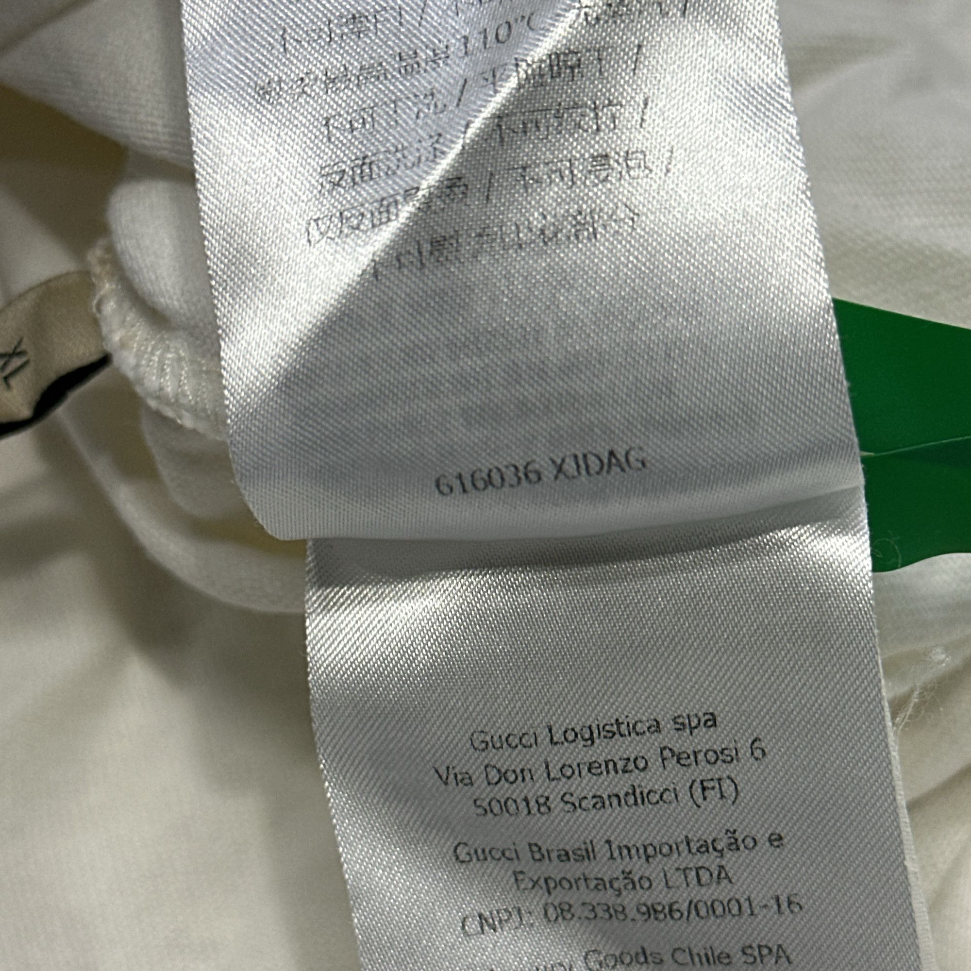 Gucci Gucci Stripe Logo T-Shirt Size XL Size US XL / EU 56 / 4 - 5 Thumbnail