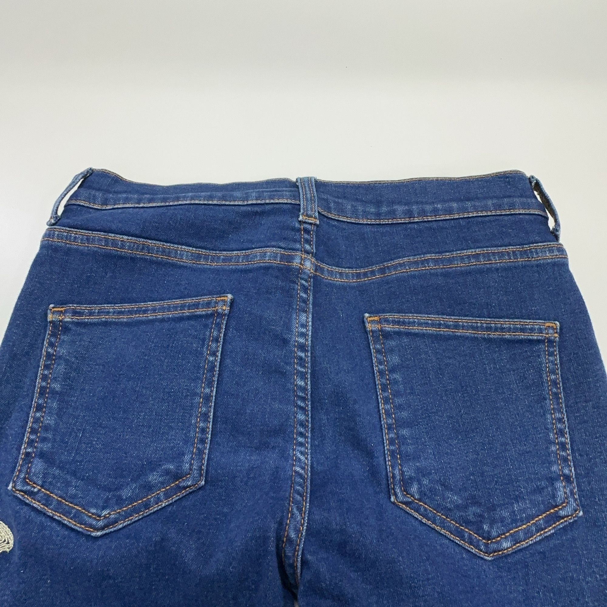 Gucci Gucci Floral Embroidered Jeans Size 25 Size 25" / US 0 / IT 36 - 6 Thumbnail
