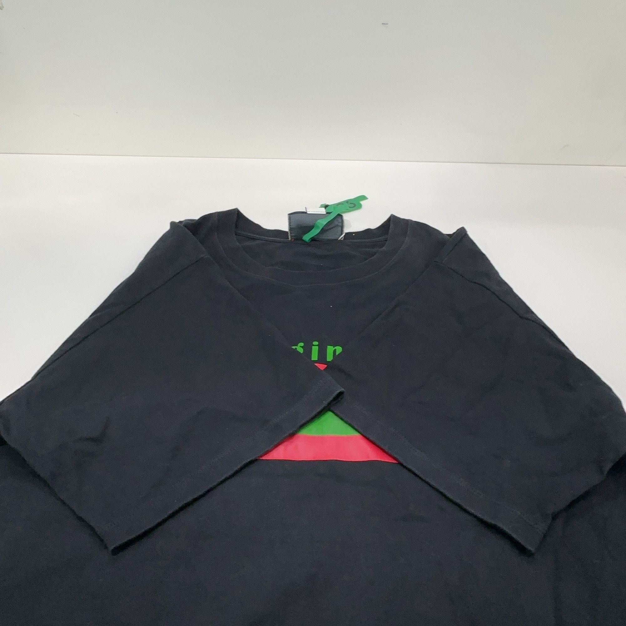 Gucci Gucci Original Logo T-Shirt Size L Size US L / EU 52-54 / 3 - 7 Thumbnail